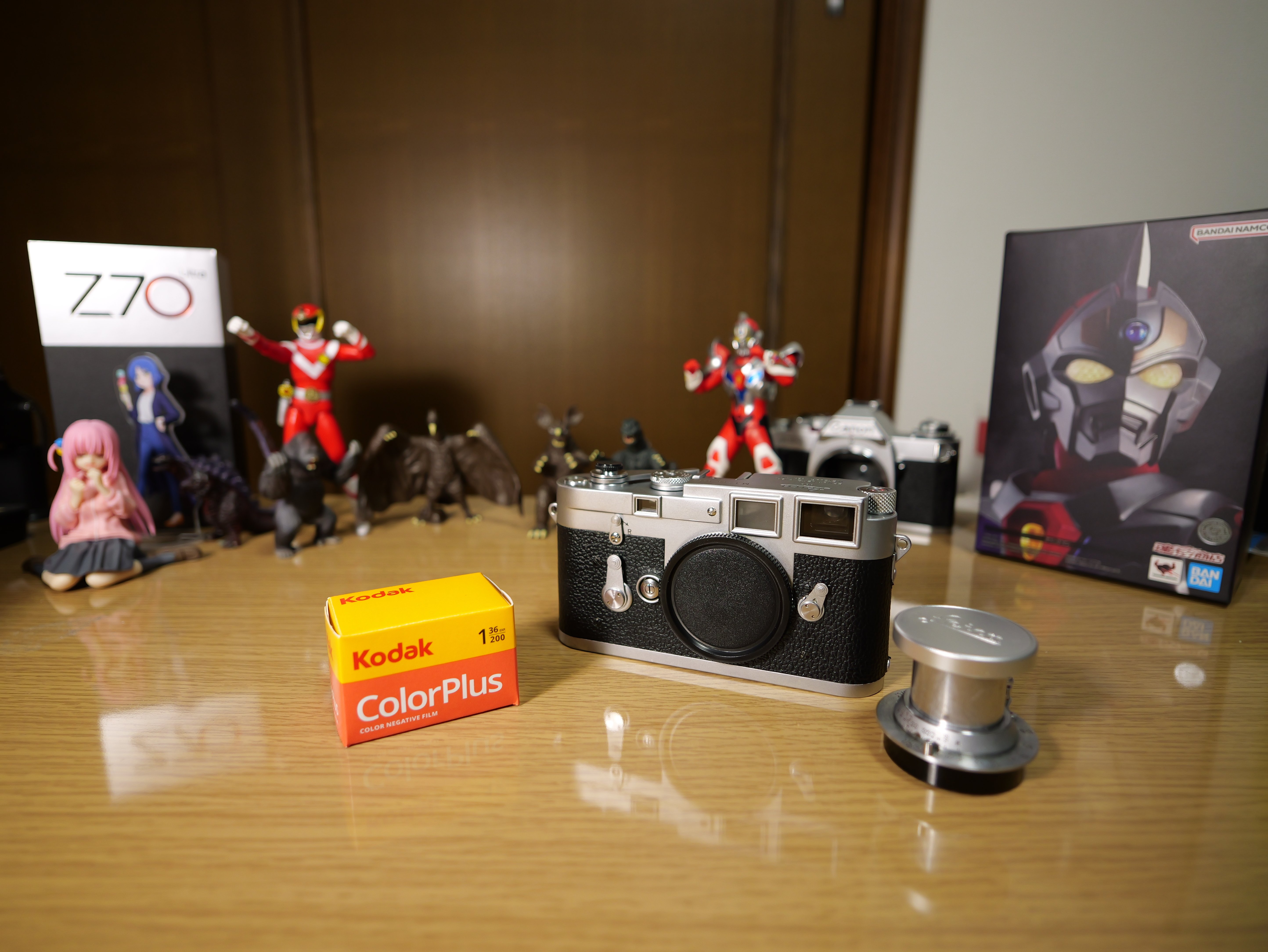 Leica M3 フィルムカメラ Elmarレンズ付き 楽天市場】ライカ LEICA M3 ダブルストローク + Elmar 5cm F2.8