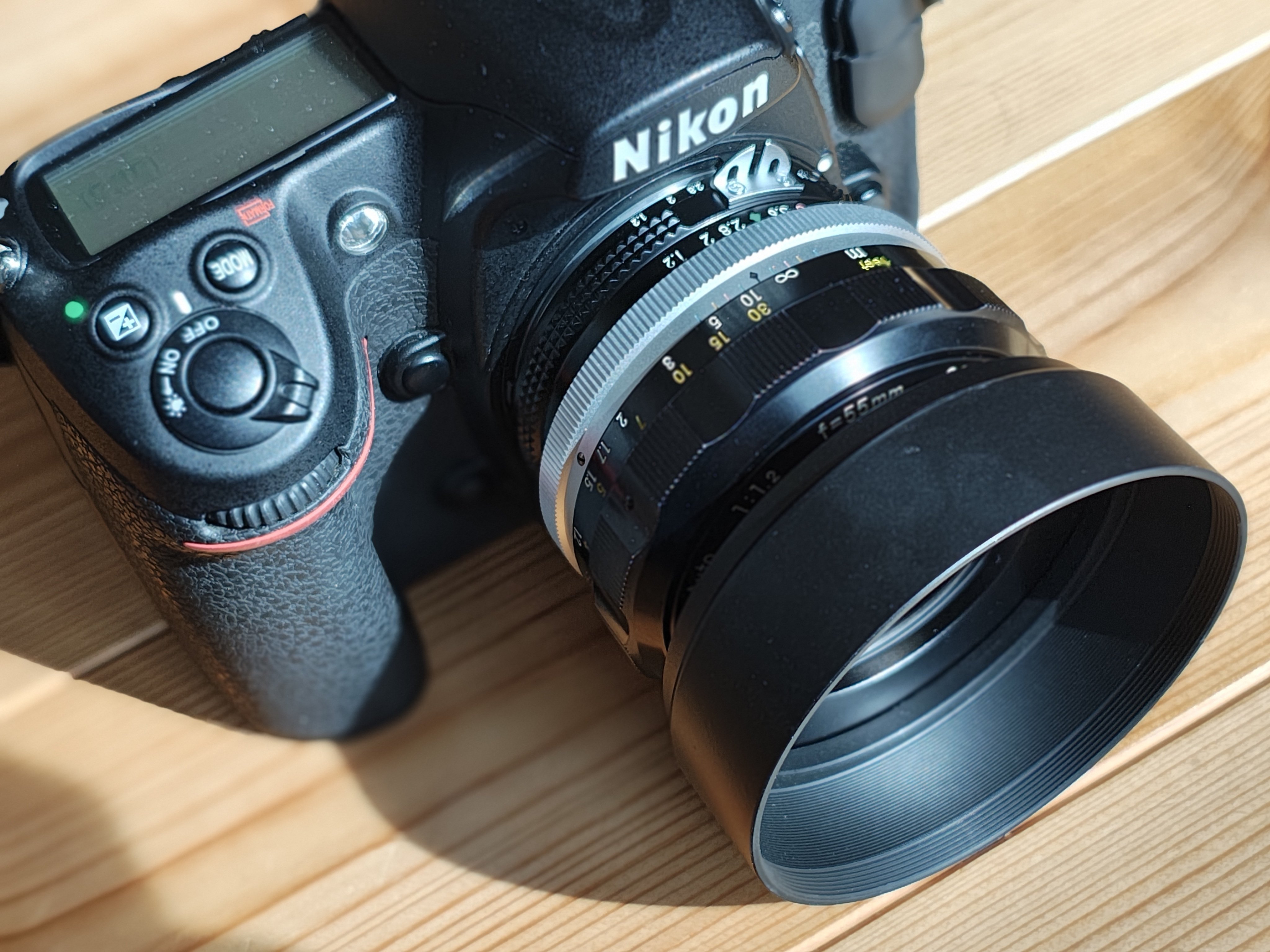 Nikkor-S Auto 55mm F1.2 〜オールドレンズに灯るエンジニアの夢