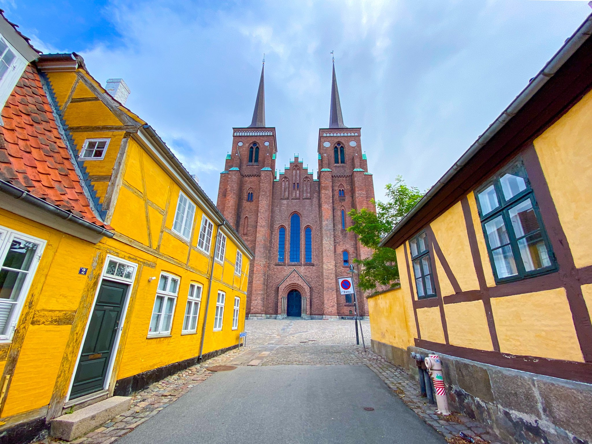 北欧旅行記】デンマーク編🇩🇰 王家の歴史に満ちた世界遺産の大聖堂と