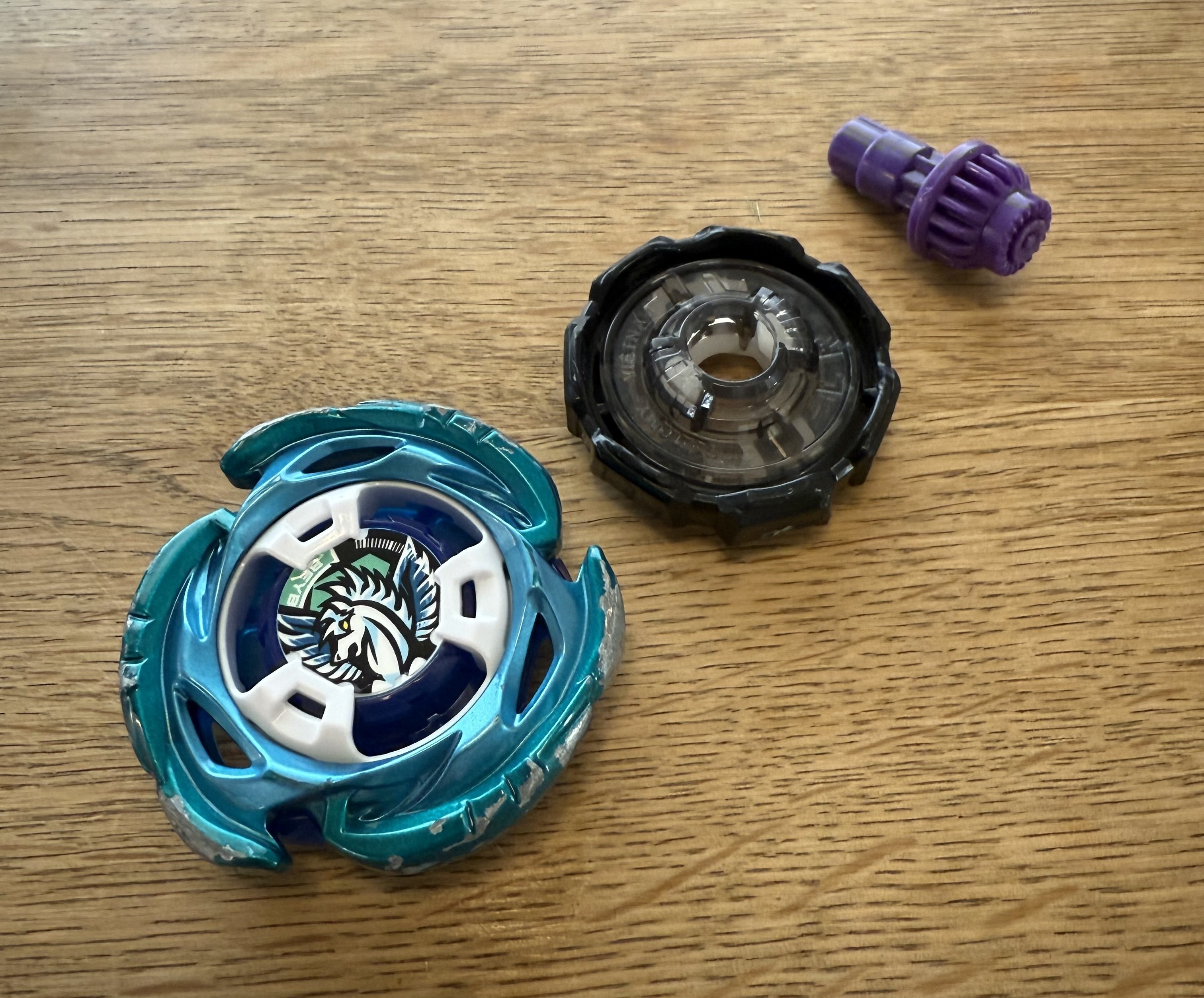 BEYBLADEX ベイブレードX : インパクトドレイク×トイザらス 道を