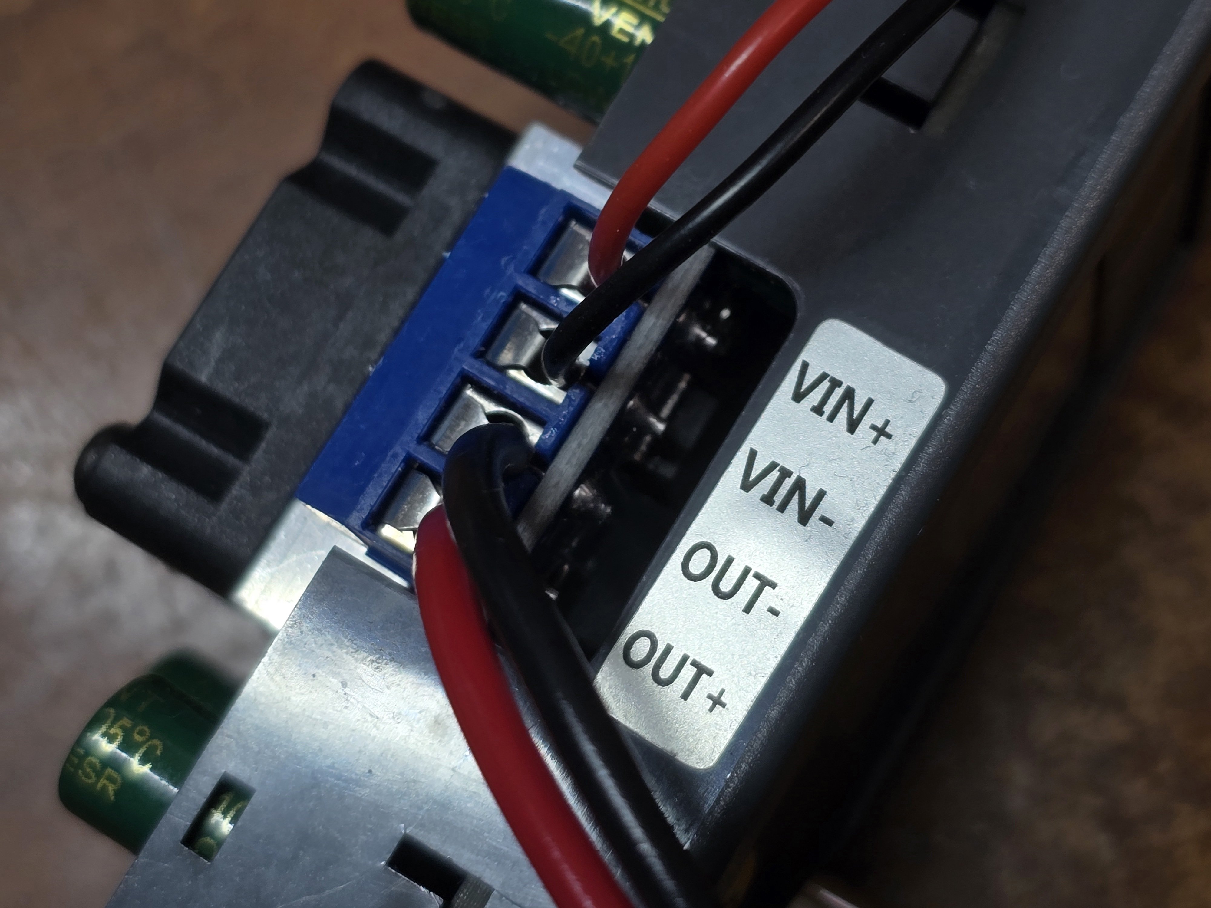 ミニ四駆 充電器 モーター慣らし REACTOR 250W 10A リアクター