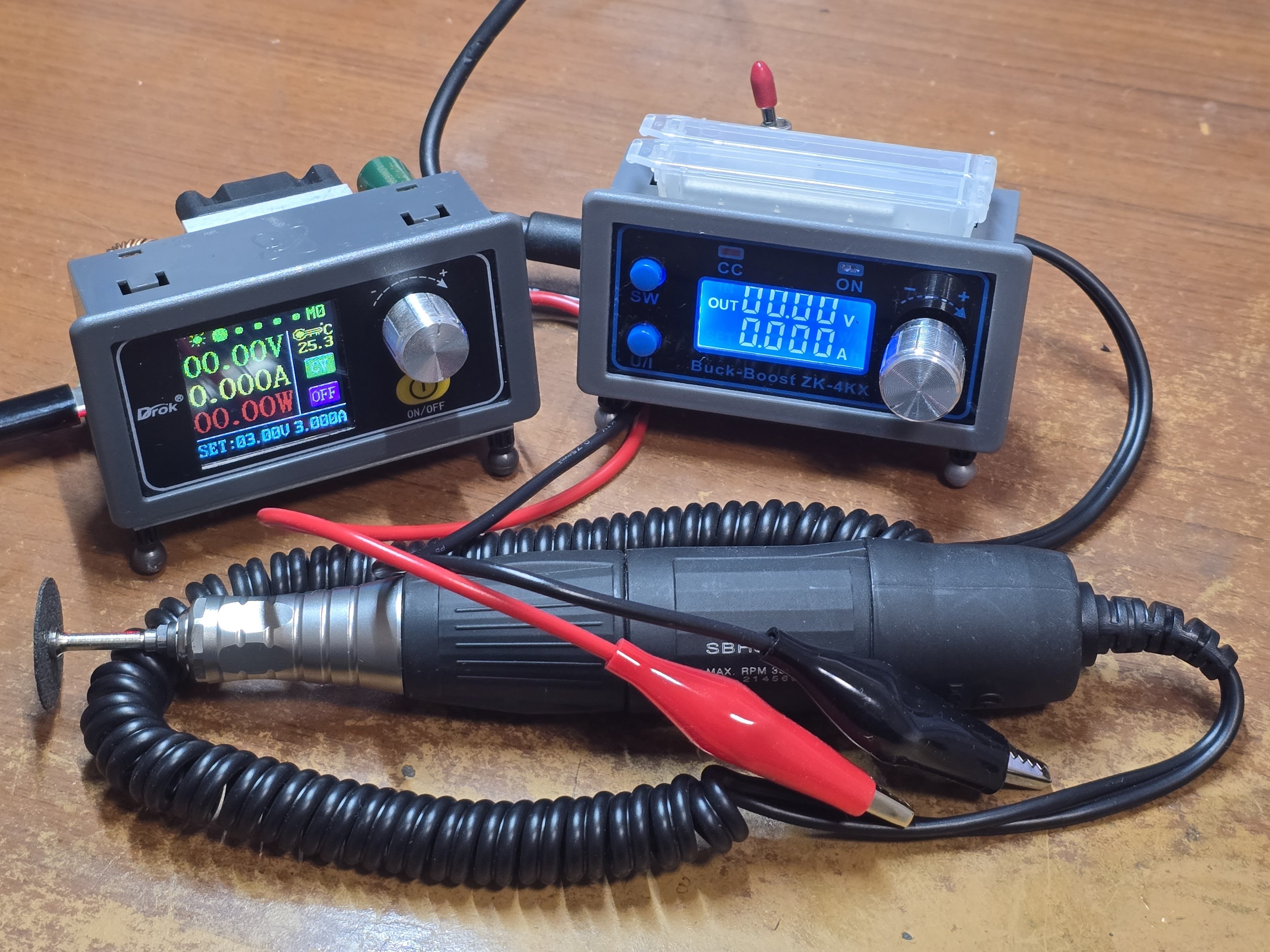 ミニ四駆 充電器 モーター慣らし REACTOR 250W 10A リアクター