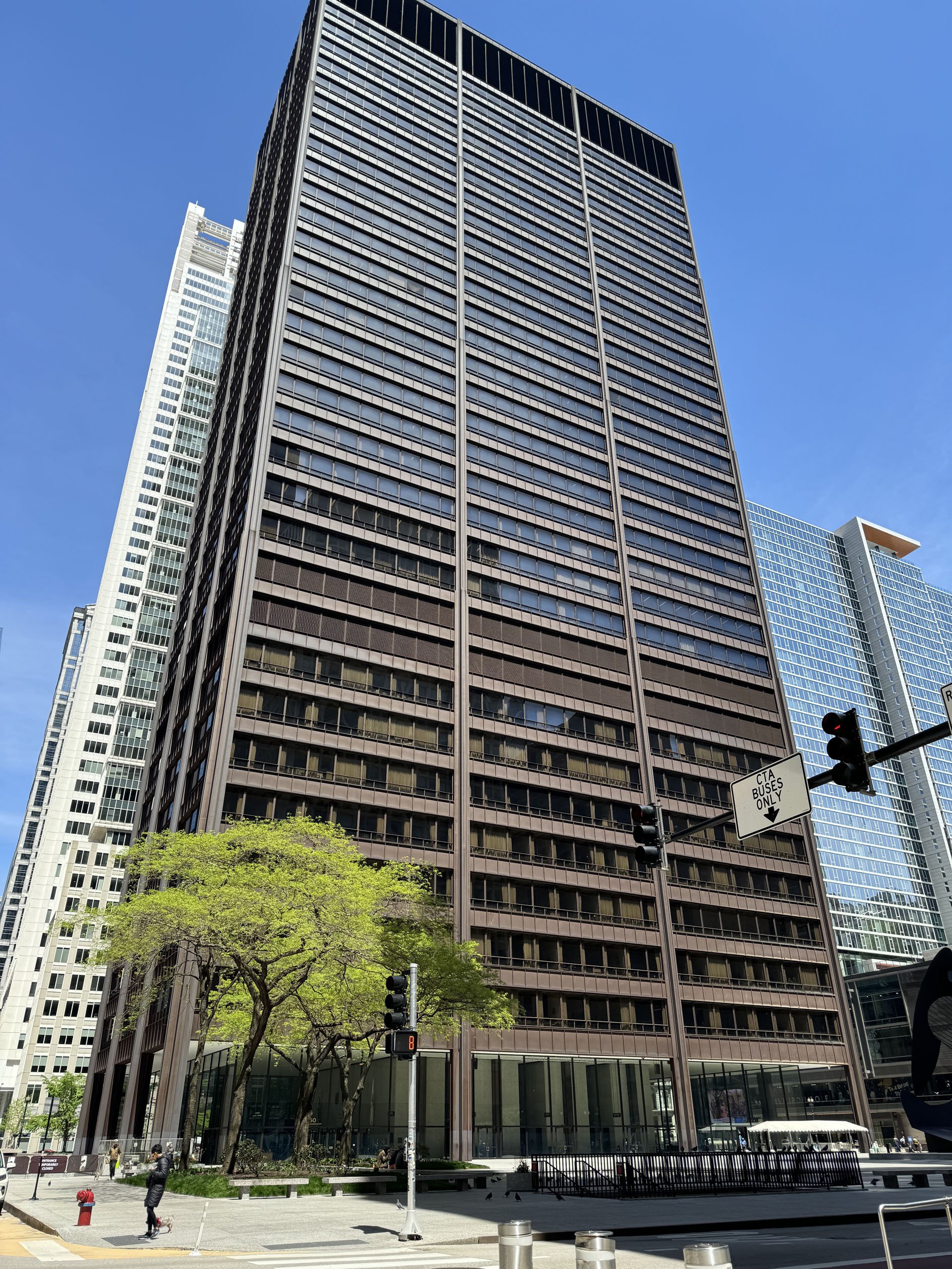 Chicago ♪ シッカゴ〜 ♬と歌いながらシカゴの街を歩く