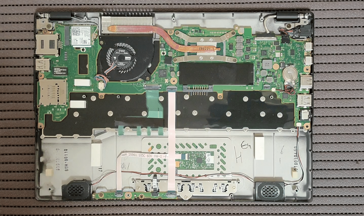FUJITSU LIFE BOO k core i7部品取りベース Yahoo!オークション - 「部品取り」富士通 (ノートブック、ノート