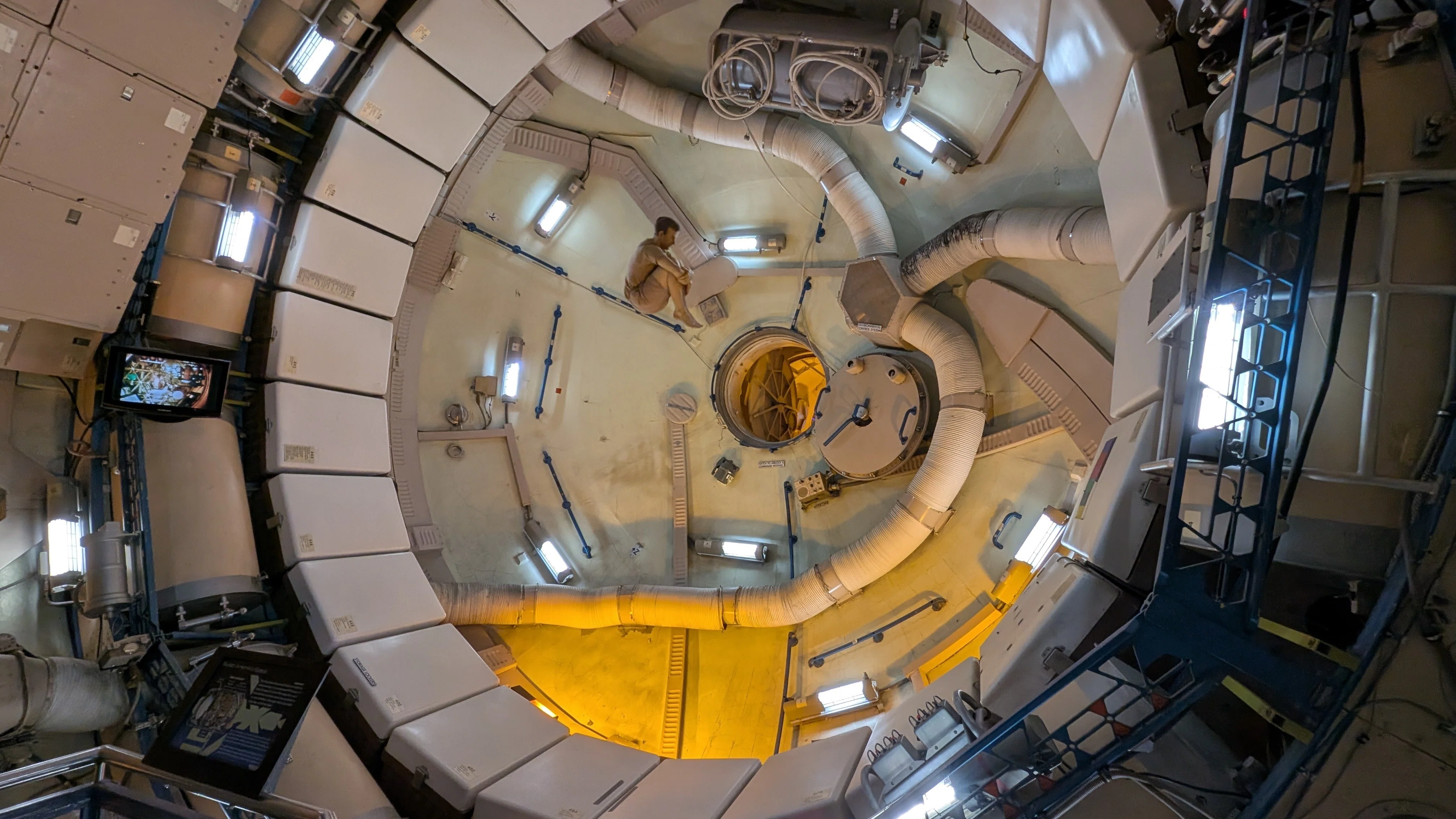 宇宙開発の中心部 ヒューストンにあるNASAのジョンソン宇宙センターへ