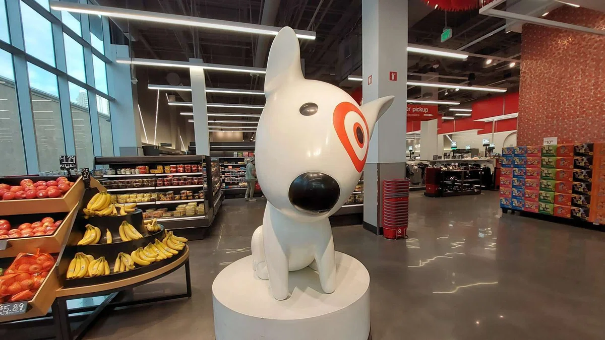 ラスベガス大通りで発見！アメリカのディスカウントスーパーTarget｜は 