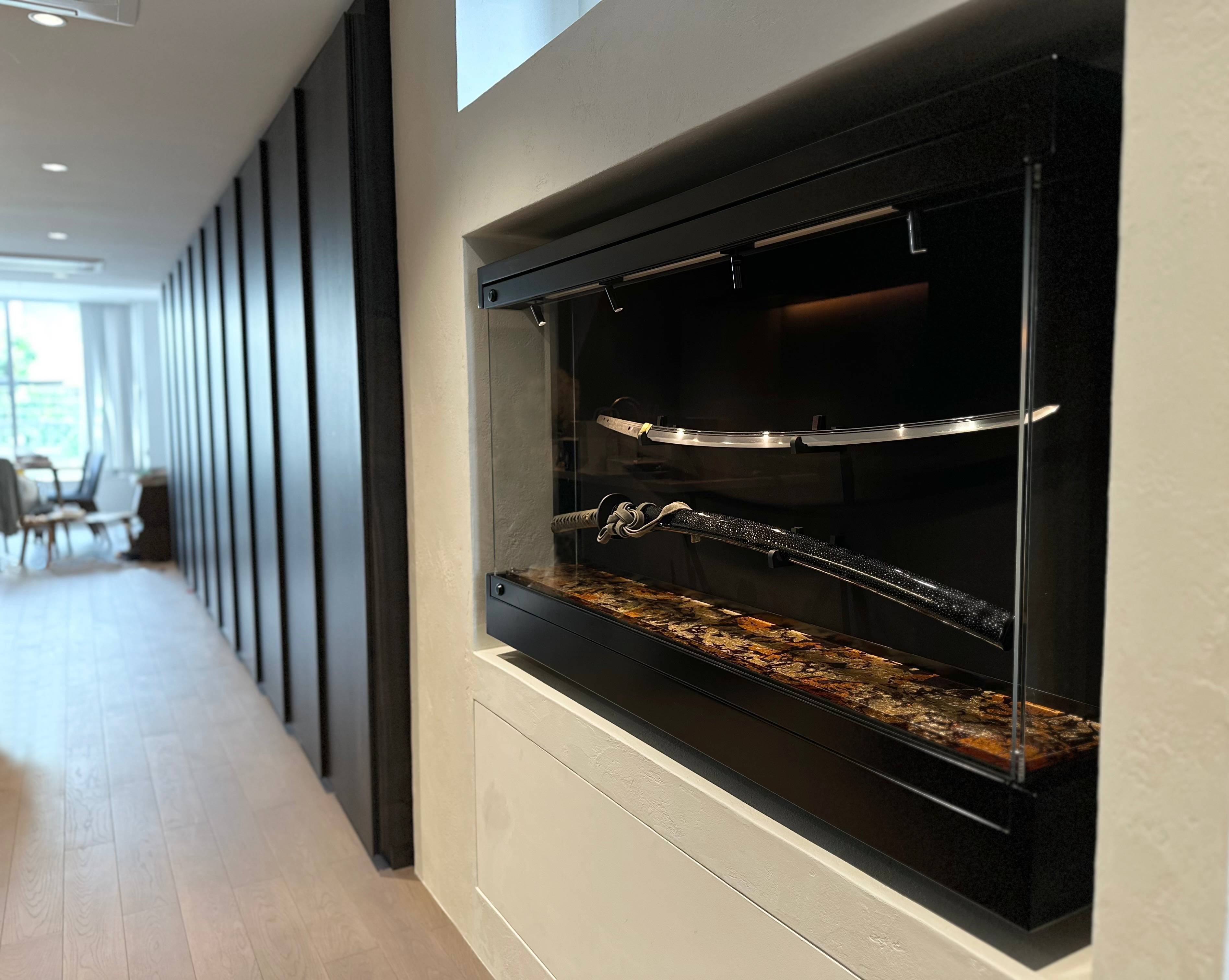 装飾的な青い刀とケース 装飾的な青い刀とケース 楽天市場】ケース付き彫刻刀セット 右利き用 5