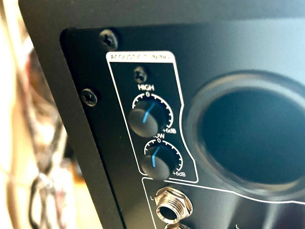 Presonus eris 3.5にベストマッチのスピーカースタンドはこれだ！｜と