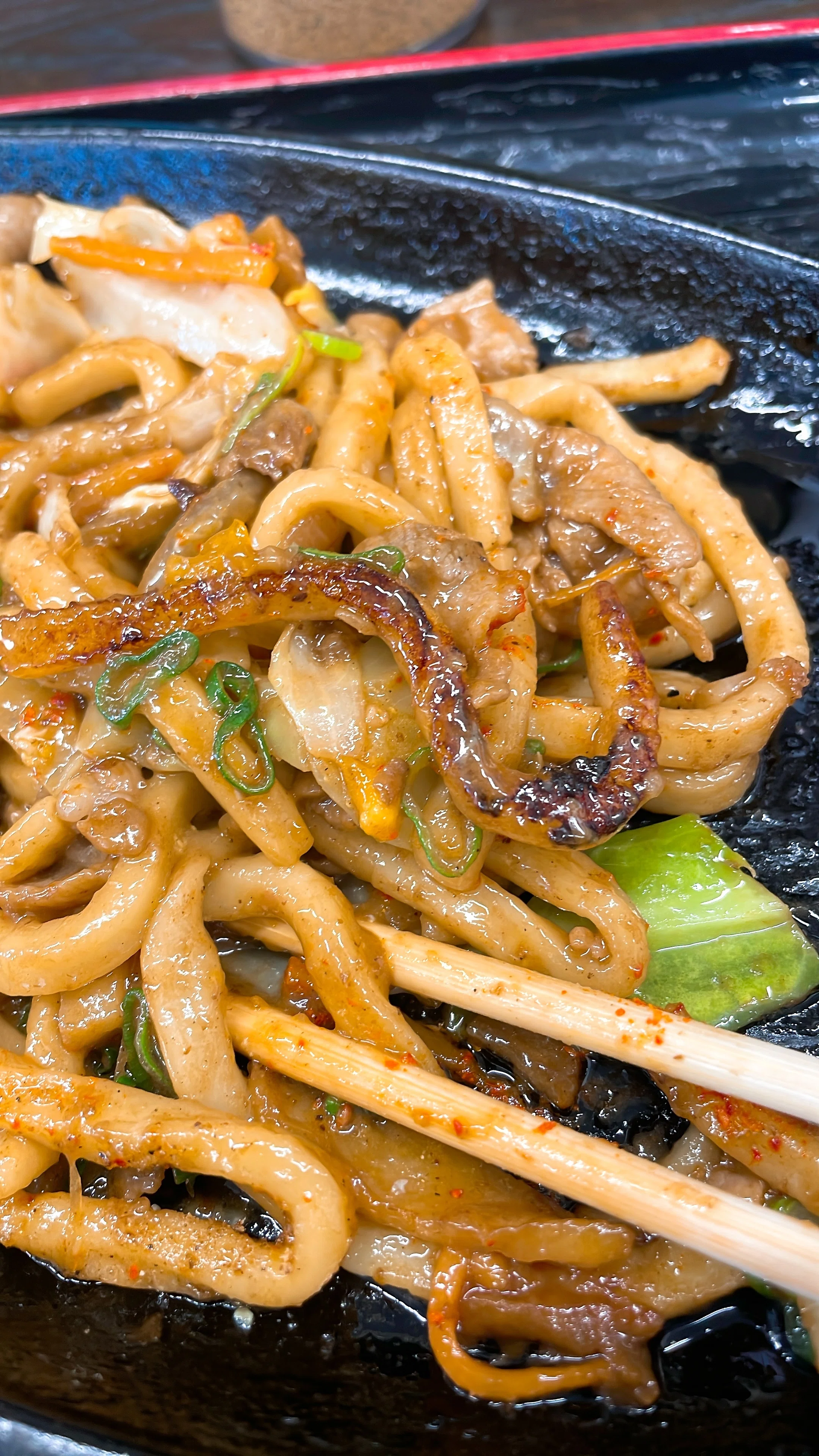 資さんうどん「焼きうどん」あっさりなのに、ねっとり。B級どころか、S