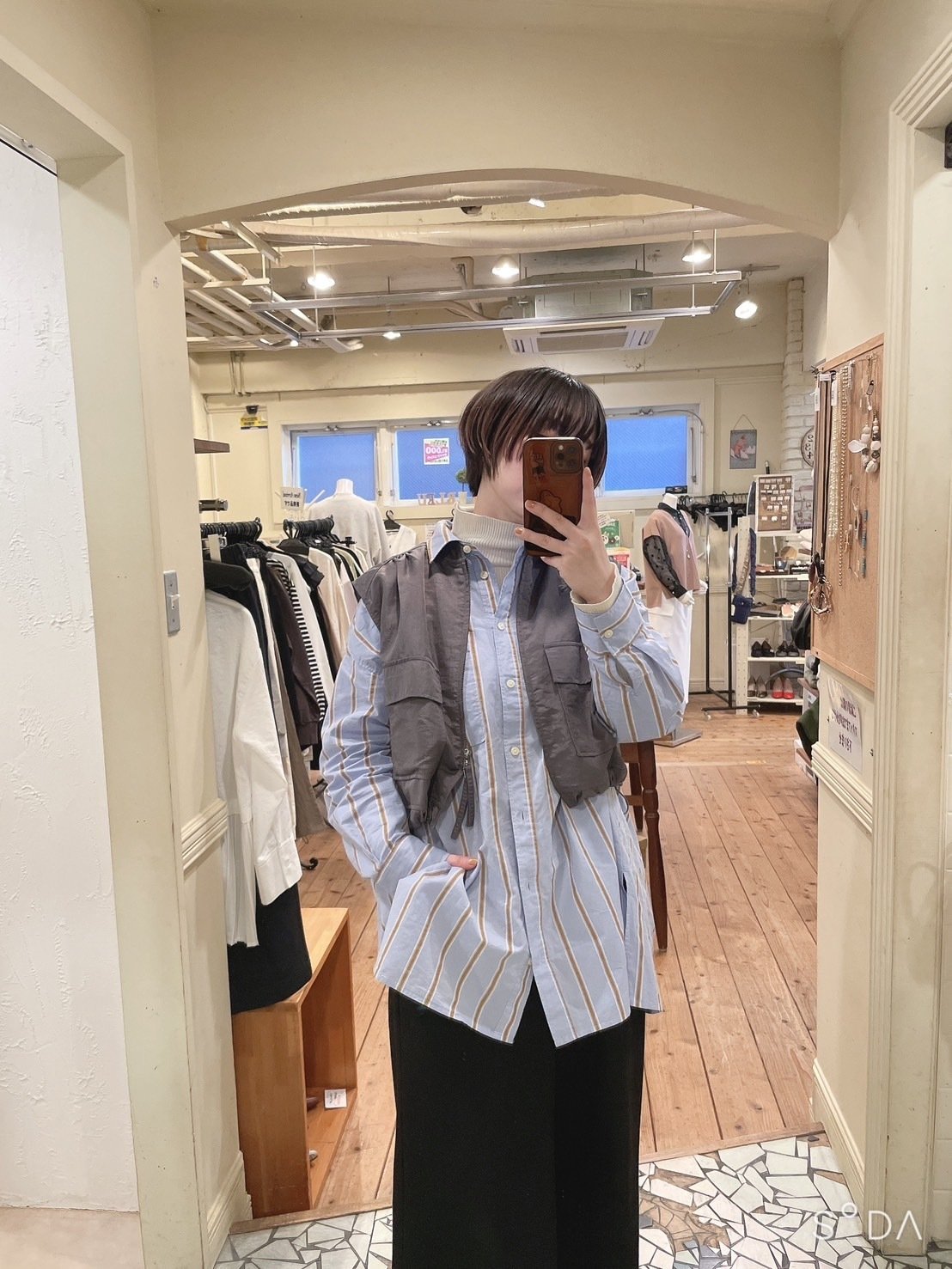 コーデ写真ってどうやって撮るの？｜BFU.OUTLET