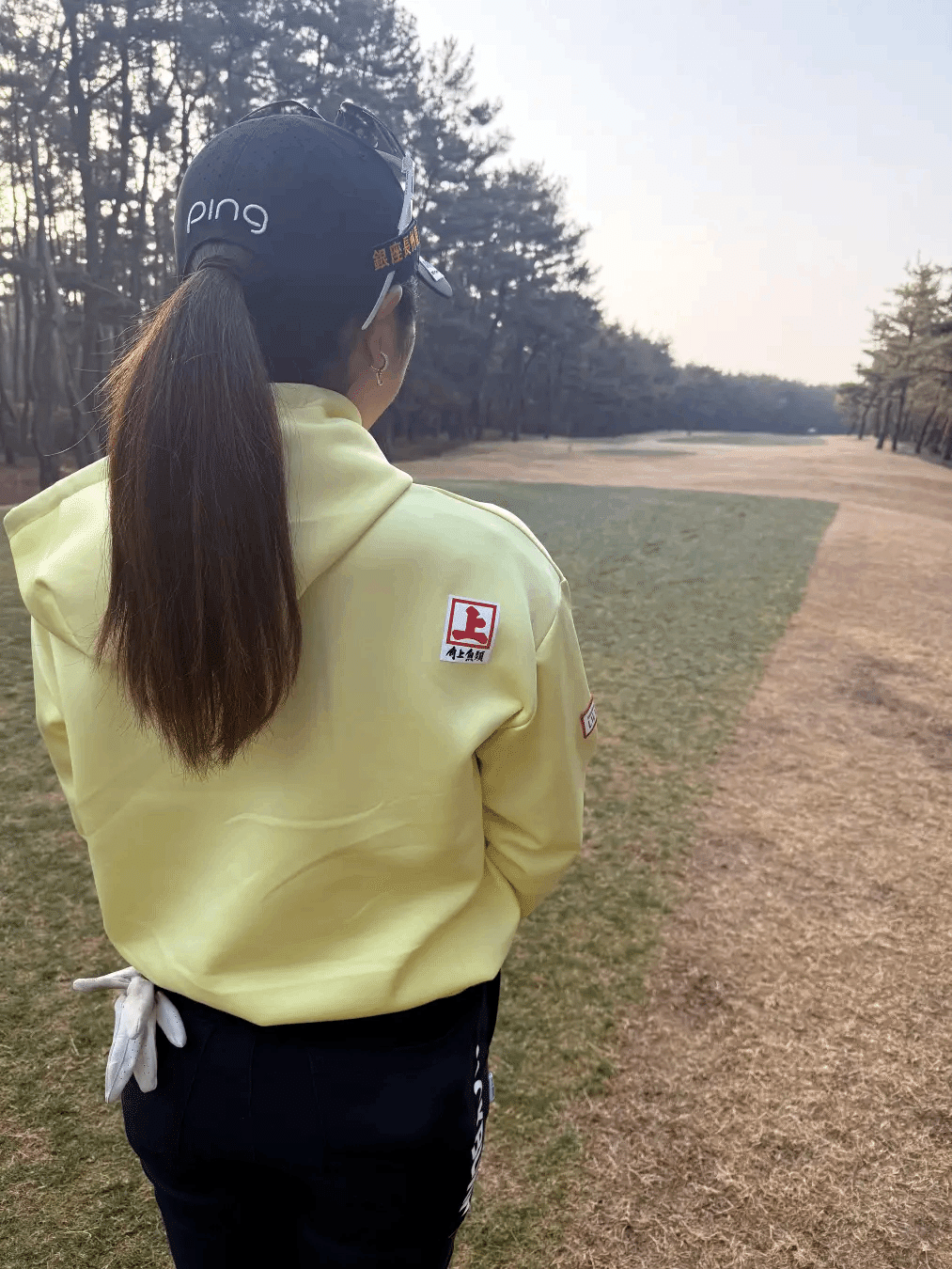 角上魚類が女子プロゴルファー佐久間朱莉選手とスポンサー契約！地元