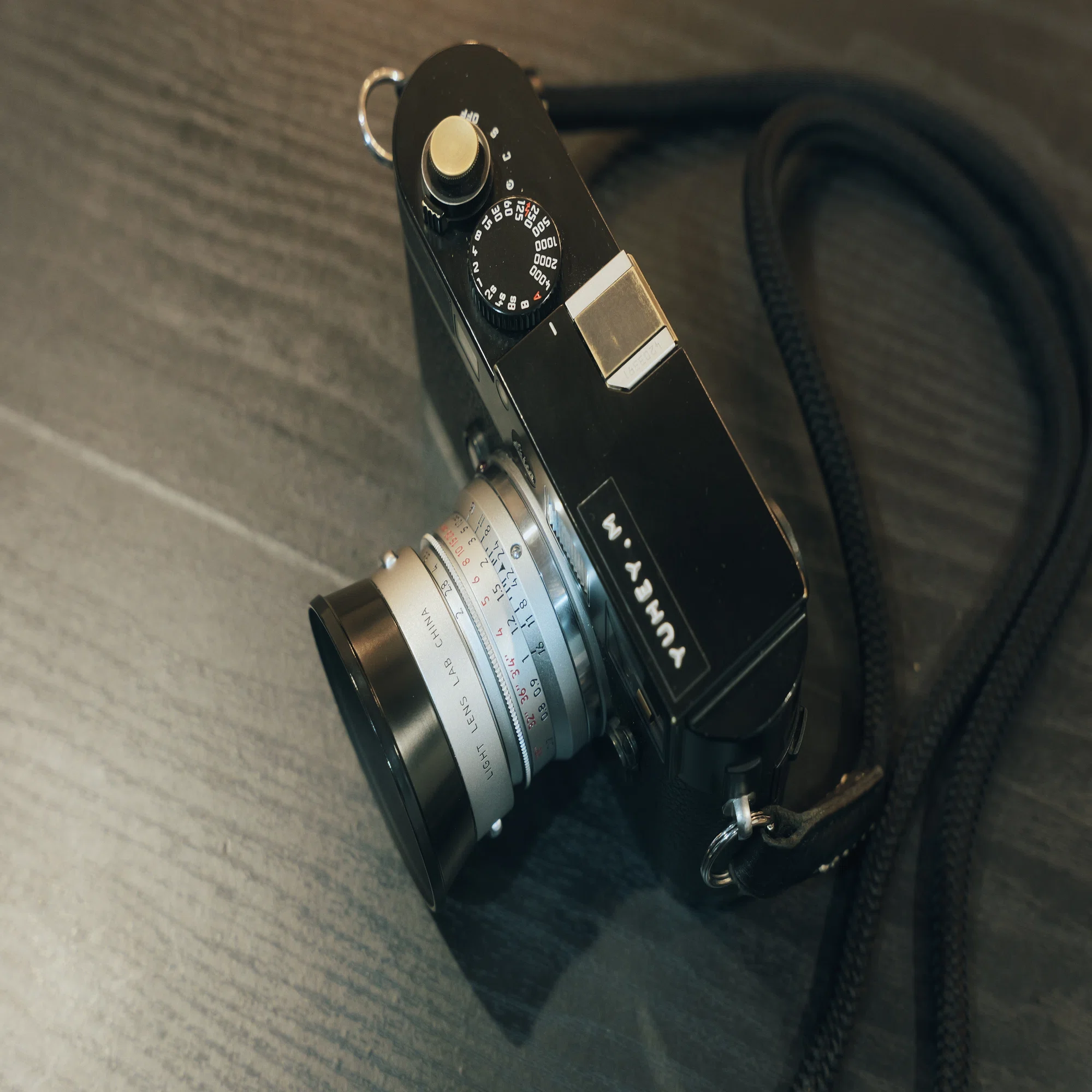 P2倍 スーパーSALE 楽天ランキング1位 LIGHT LENS LAB M 35mm f 2 ライカMマウント フルサイズ 標準 国内正規品 メーカー保証3年 周八枚 交換レンズ カメラレンズ 8枚玉 シルバー 焦点工房 焦点工房