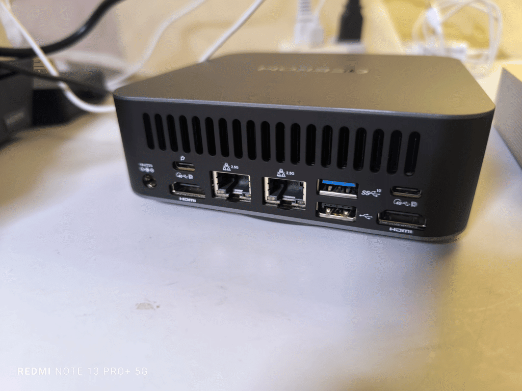 Core Ultra 7 155H搭載ミニPC！GEEKOM GT1 Mega実機レビュー｜重藤 六