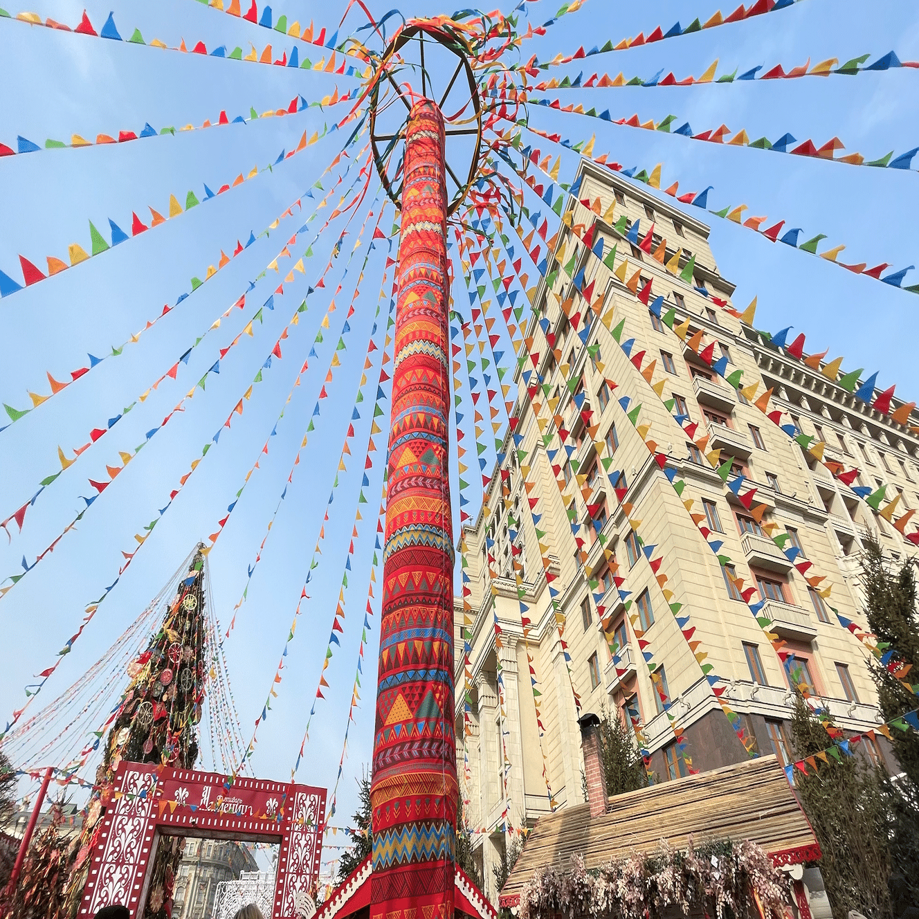 モスクワで祝うマースレニッツァ｜maria croissant