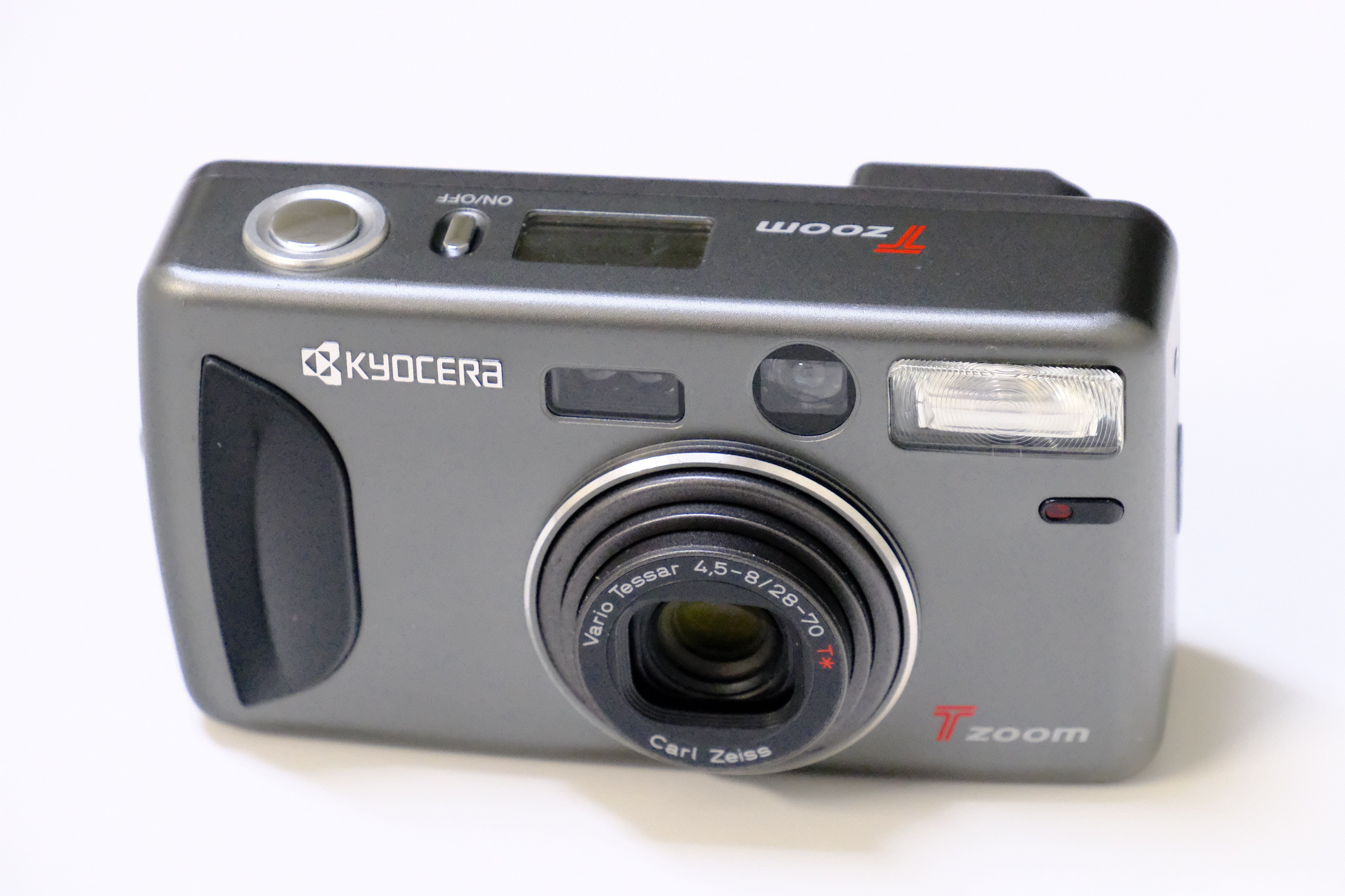 昔のフィルムカメラ（京セラTzoom）で撮ってみる｜Heira.K