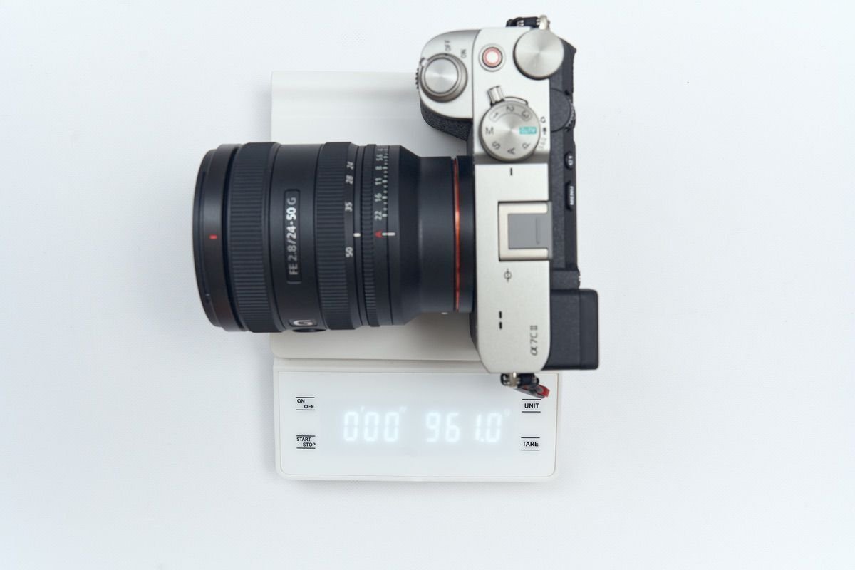SONY SEL2450G（FE 24-50mm F2.8 G） レビュー | α7C IIとの