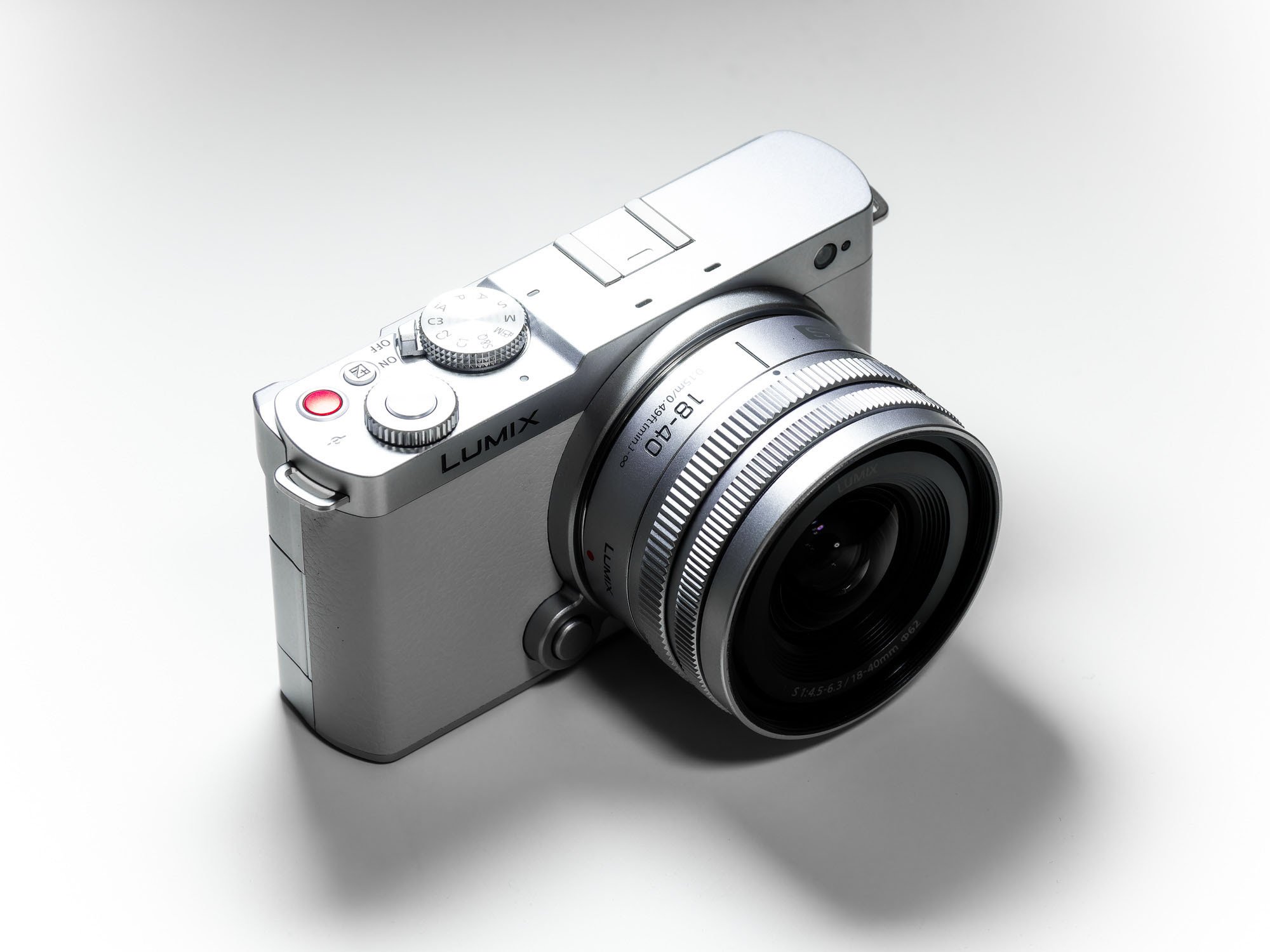 The Future of Cameras is All About Design!【LUMIX S9】｜IBUTAN