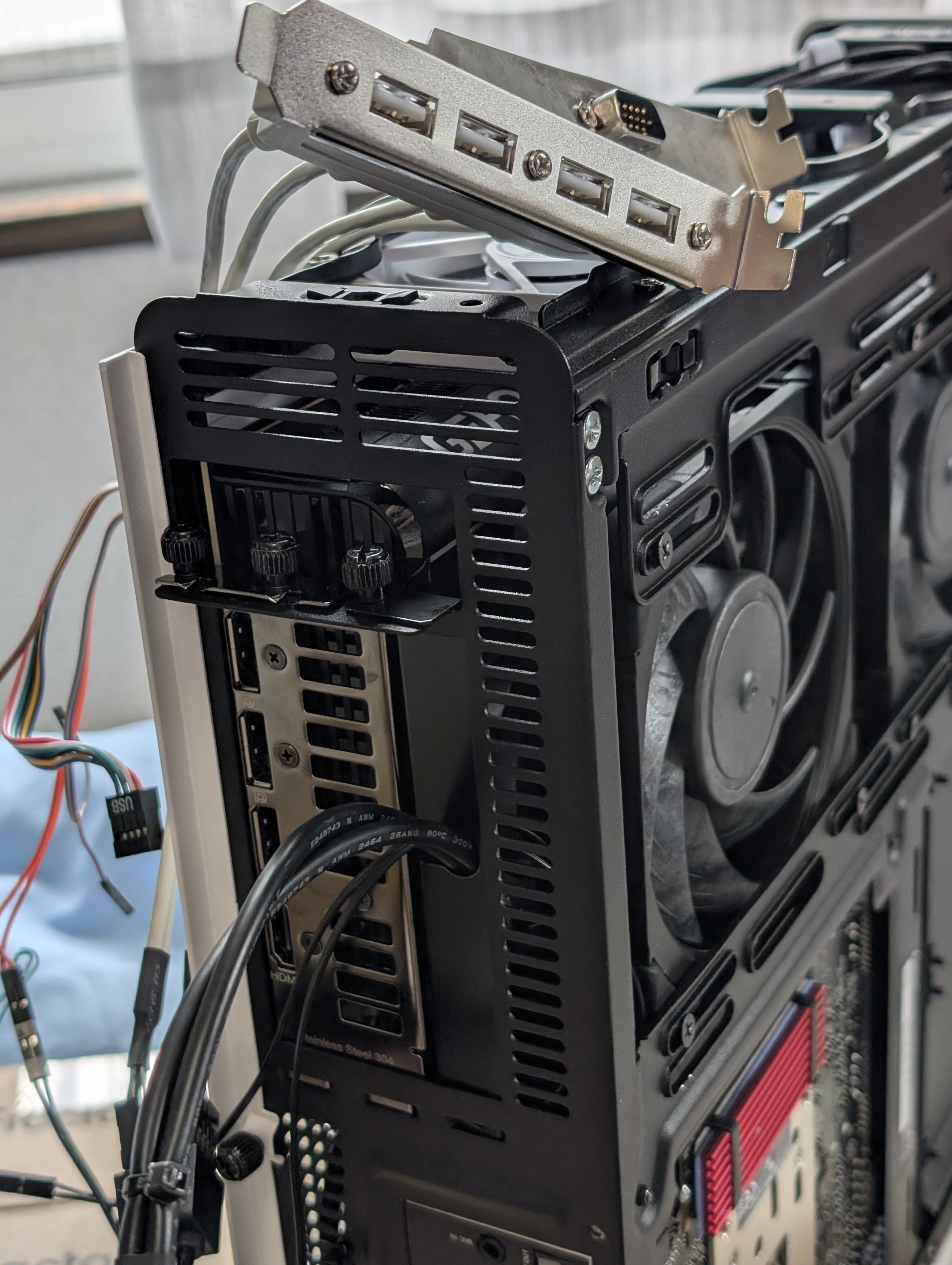 ITXケースで組んだ自作PCと備忘録|わすれなぐさ ITXケースで組んだ自作PCと備忘録|わすれなぐさ