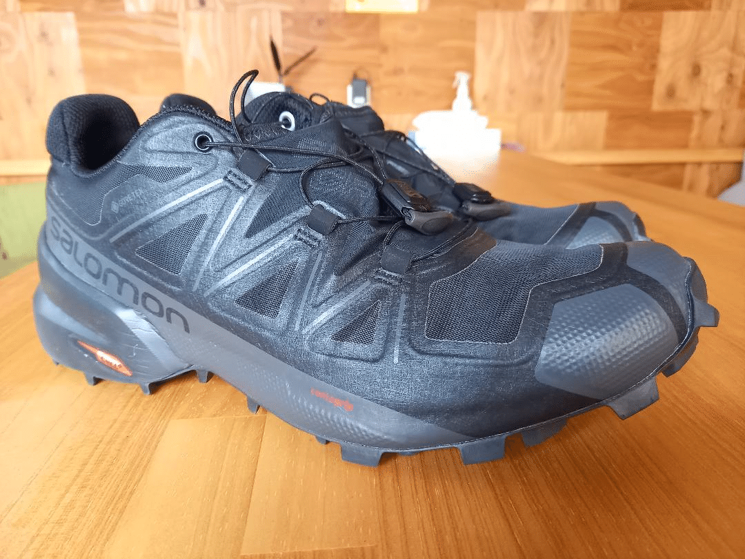 サロモン スピードクロス 5を履いた瞬間、人生が変わった。圧倒的