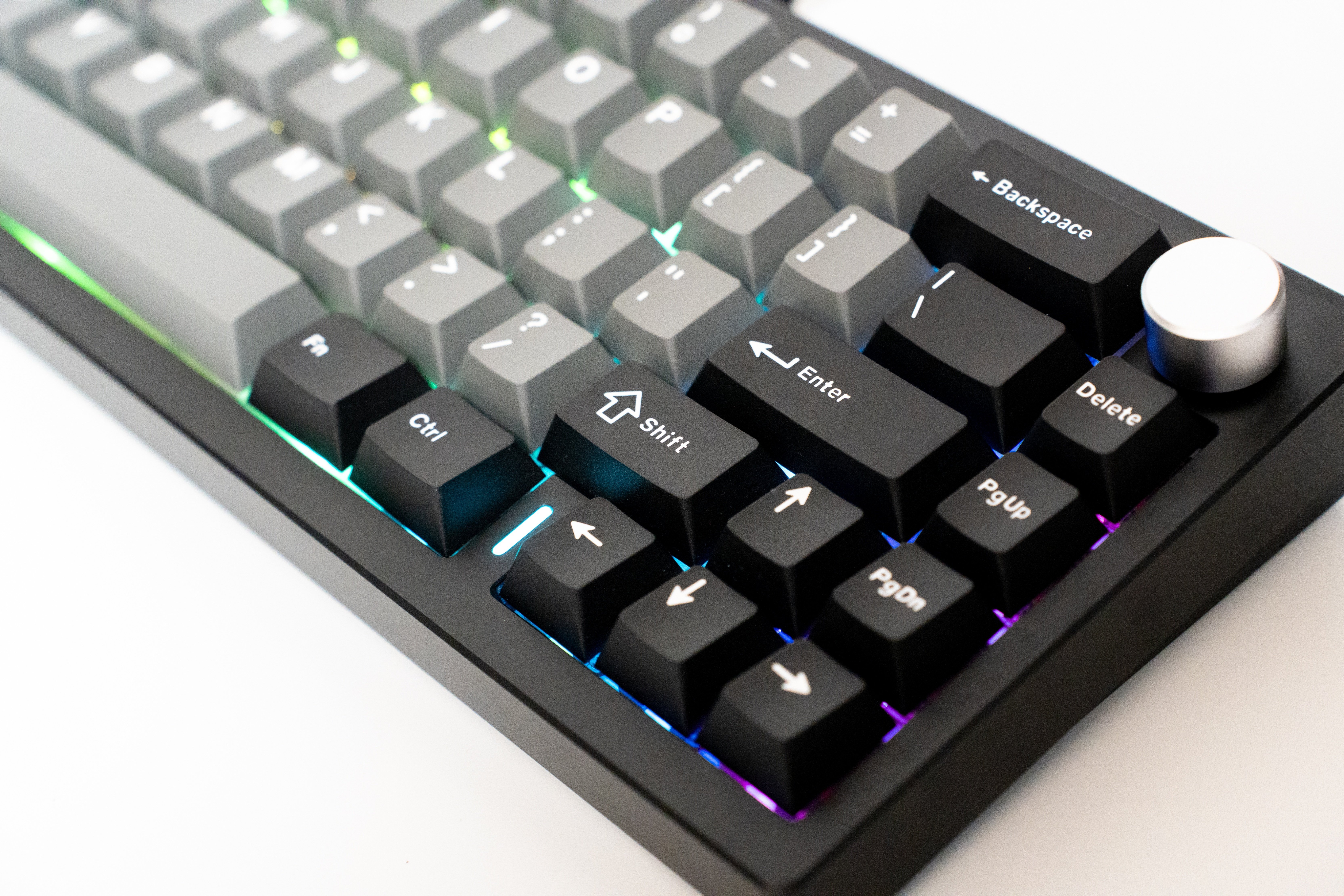 【使用1週間｜定価¥18,351】YUNZII AL68 メカニカルキーボード YUNZII AL68 QMK/VIA Custom Mechanical Keyboard – YUNZII KEYBOARD