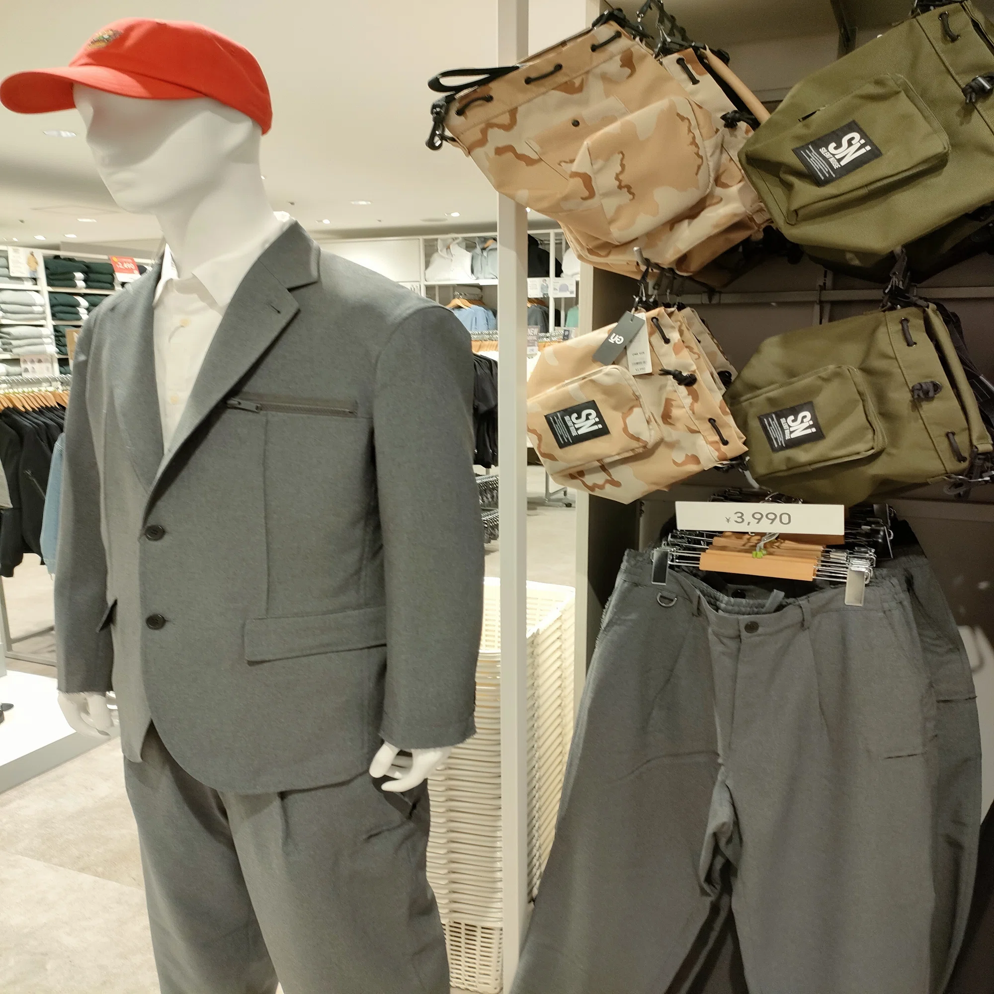 ファッション】ついに出たGUの「UG」、を買わなかった理由｜ダイキ 