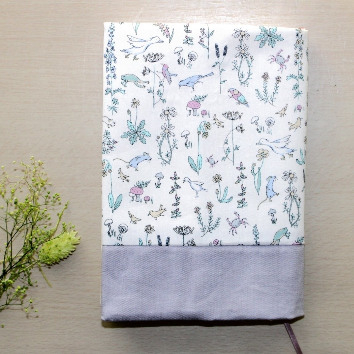 ★今だけSALE★ブックカバーハンドメイド リバティ ☆今だけSALE☆ブックカバーハンドメイド リバティ