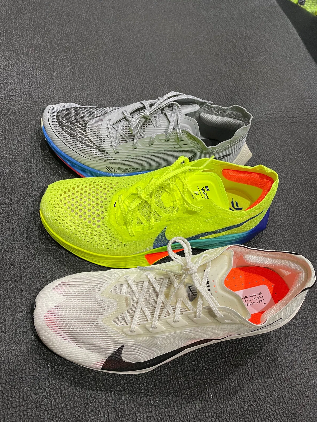 メタスピードエッジパリ レビュー(ヴェイパーフライ4、ストリーク 
