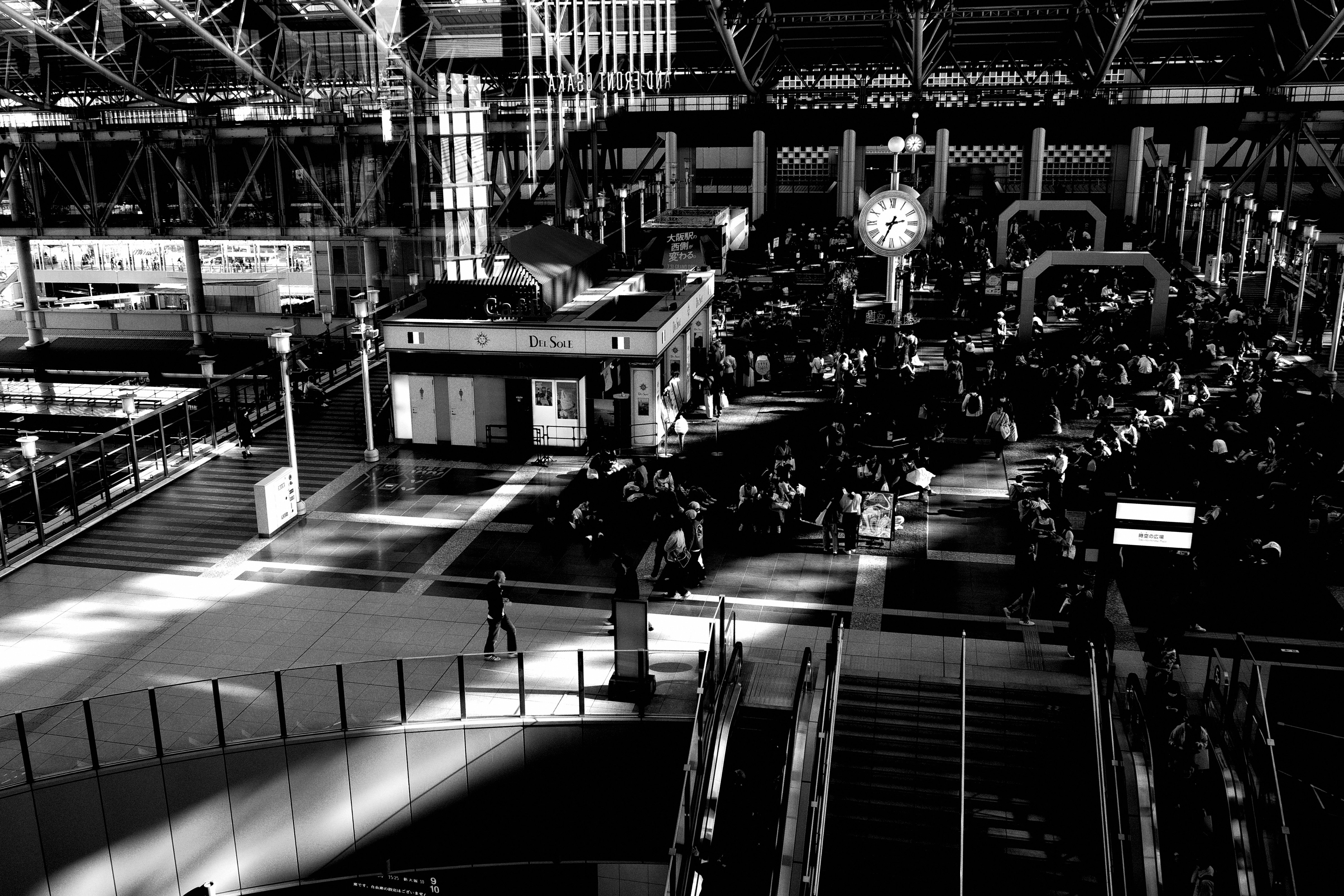 H*1様 写真家 インダストリアル モノクロ風景 takayukiokamoto H*1様 写真家 インダストリアル モノクロ風景 takayukiokamoto
