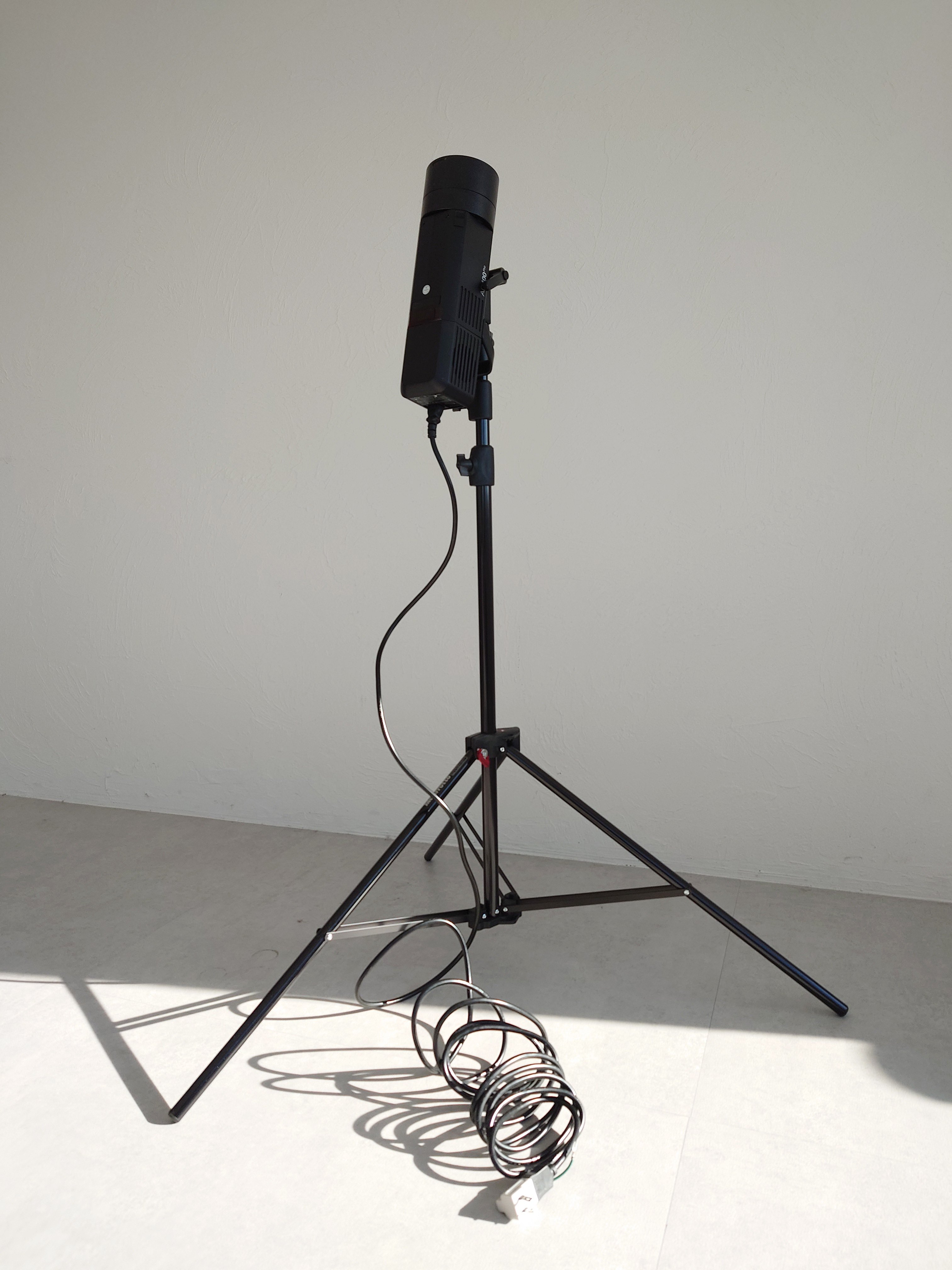 Godox AD400Proの電源ケーブルを変えてみた|Photographer Hosono Godox AD400Proの電源ケーブルを変えてみた|Photographer Hosono