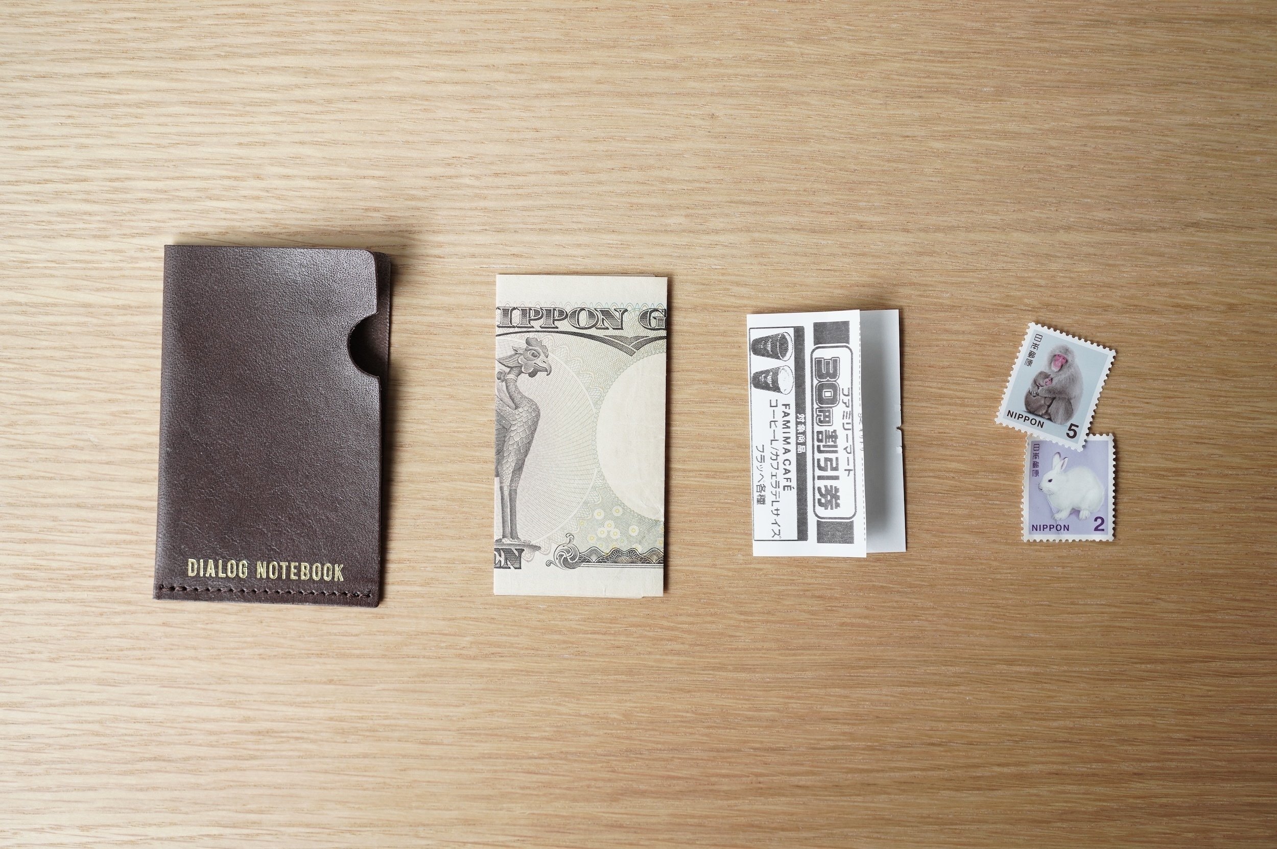 お知らせ｜小さい紙をカードポケットにきれいに収納できる本革製のミニ