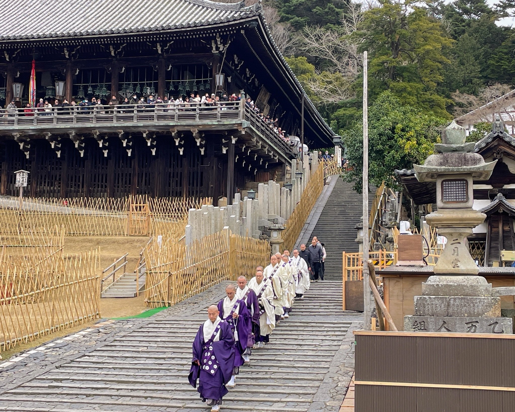 東大寺二月堂お水取り:7 満行|美術館とお寺と猫 東大寺二月堂お水取り:7 満行|美術館とお寺と猫