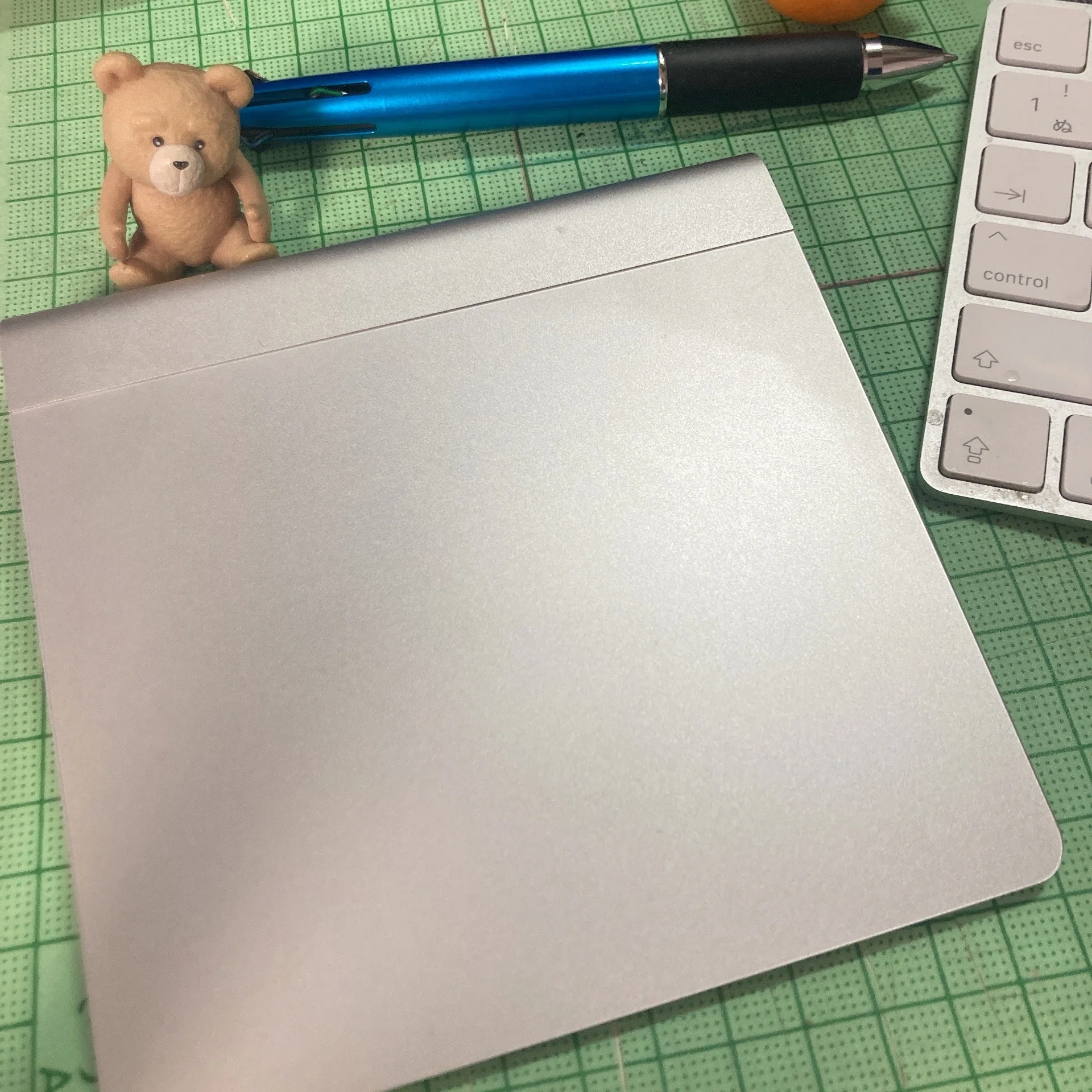 Apple Magic Trackpadの各モデル 表にまとめました 他社のトラック 