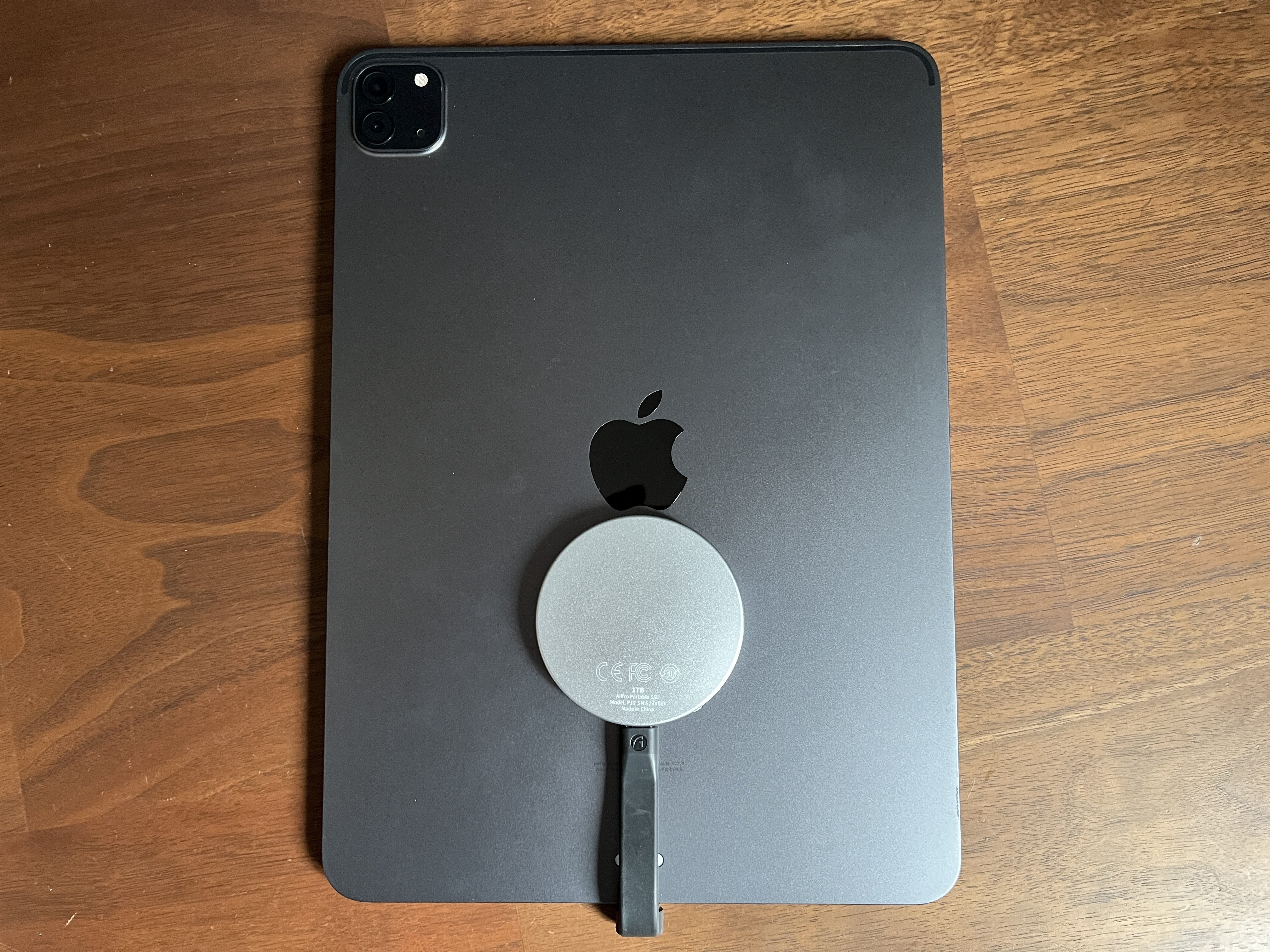 レビュー】Aiffro P10 – iPhone/Androidユーザー必見！MagSafe対応の超