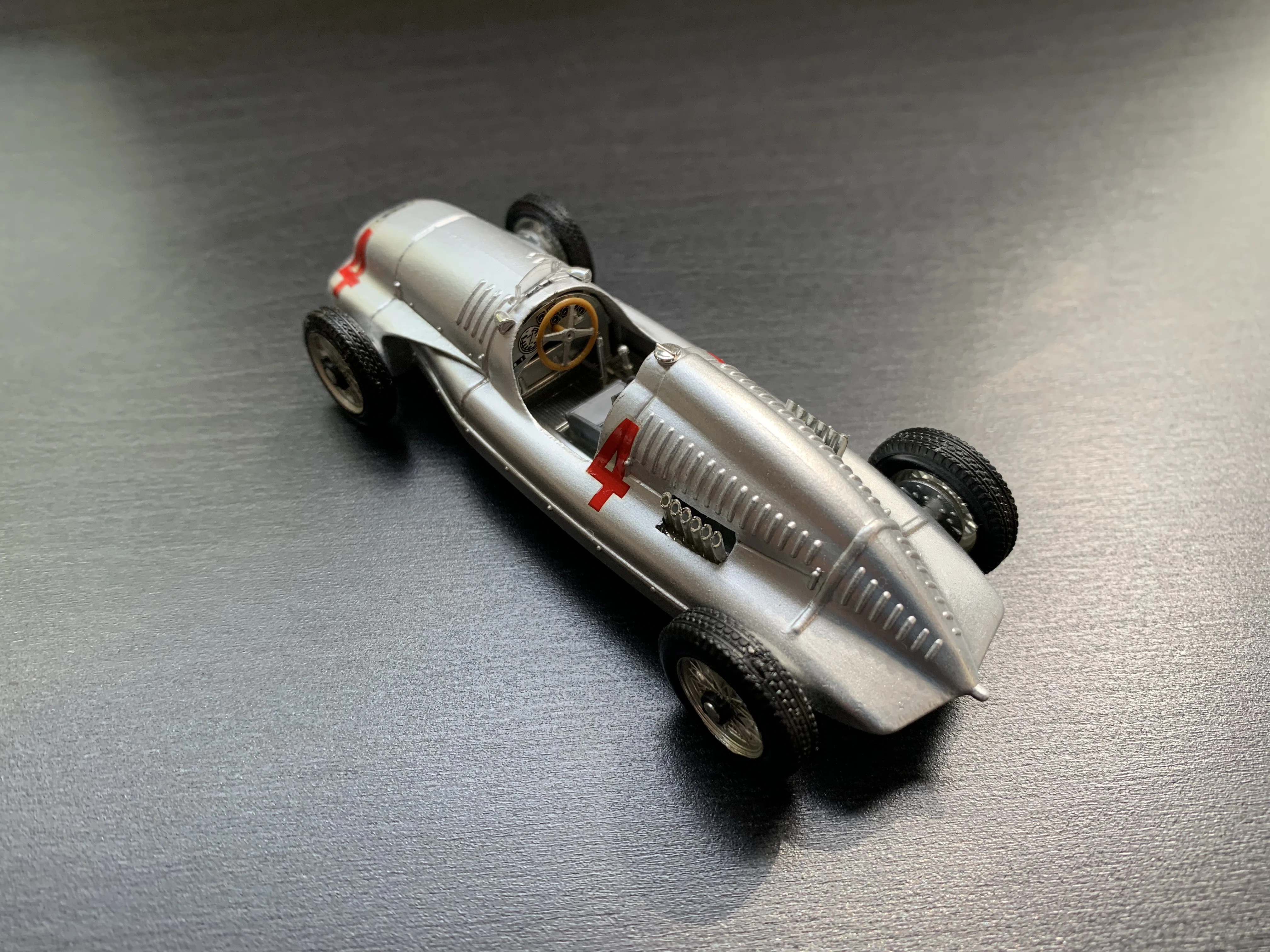 乗っていたクルマのミニカーだけは買う⑥アウトウニオン タイプD（1938