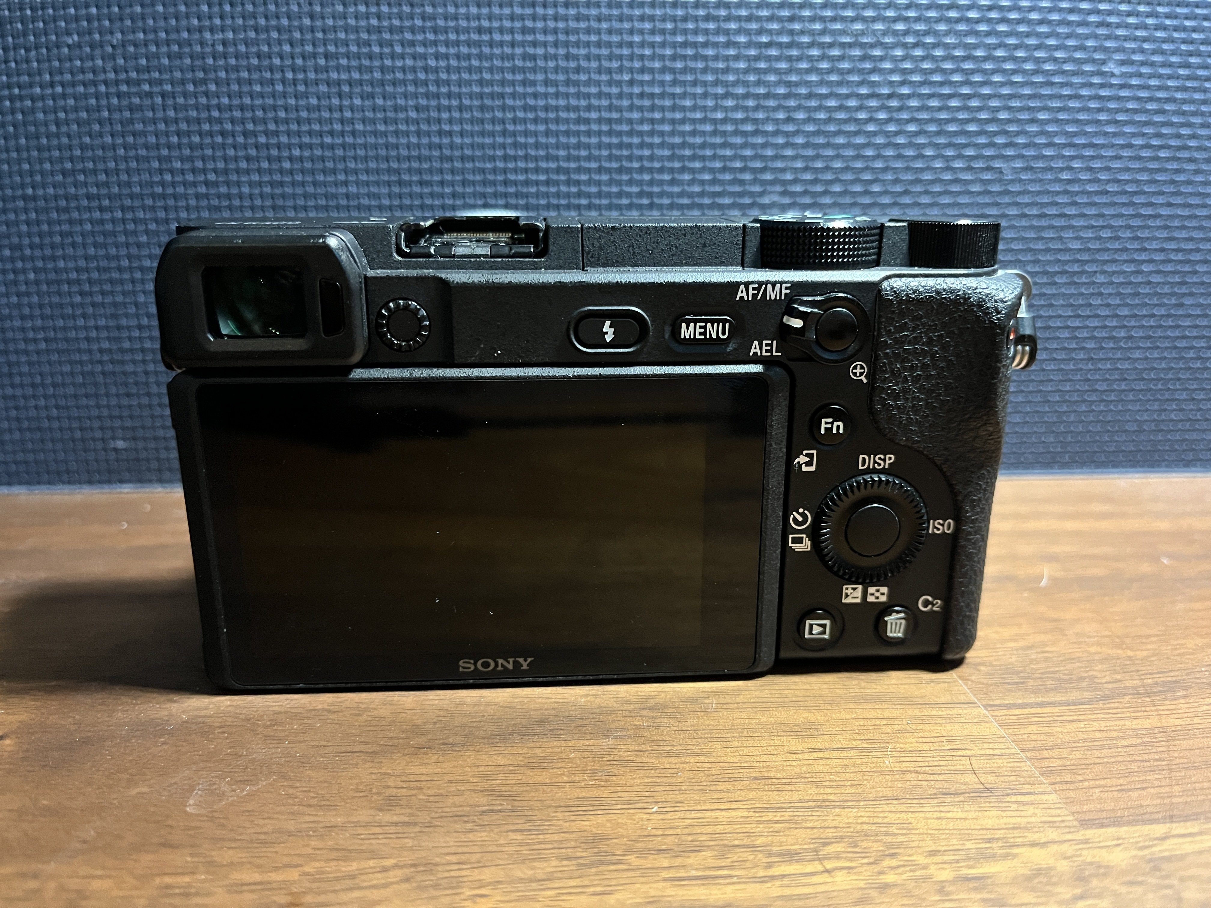 よ*し様 SONY α6400 Sony Alpha a6400 Digital Camera (Body Only) - ILCE6400B | Abt