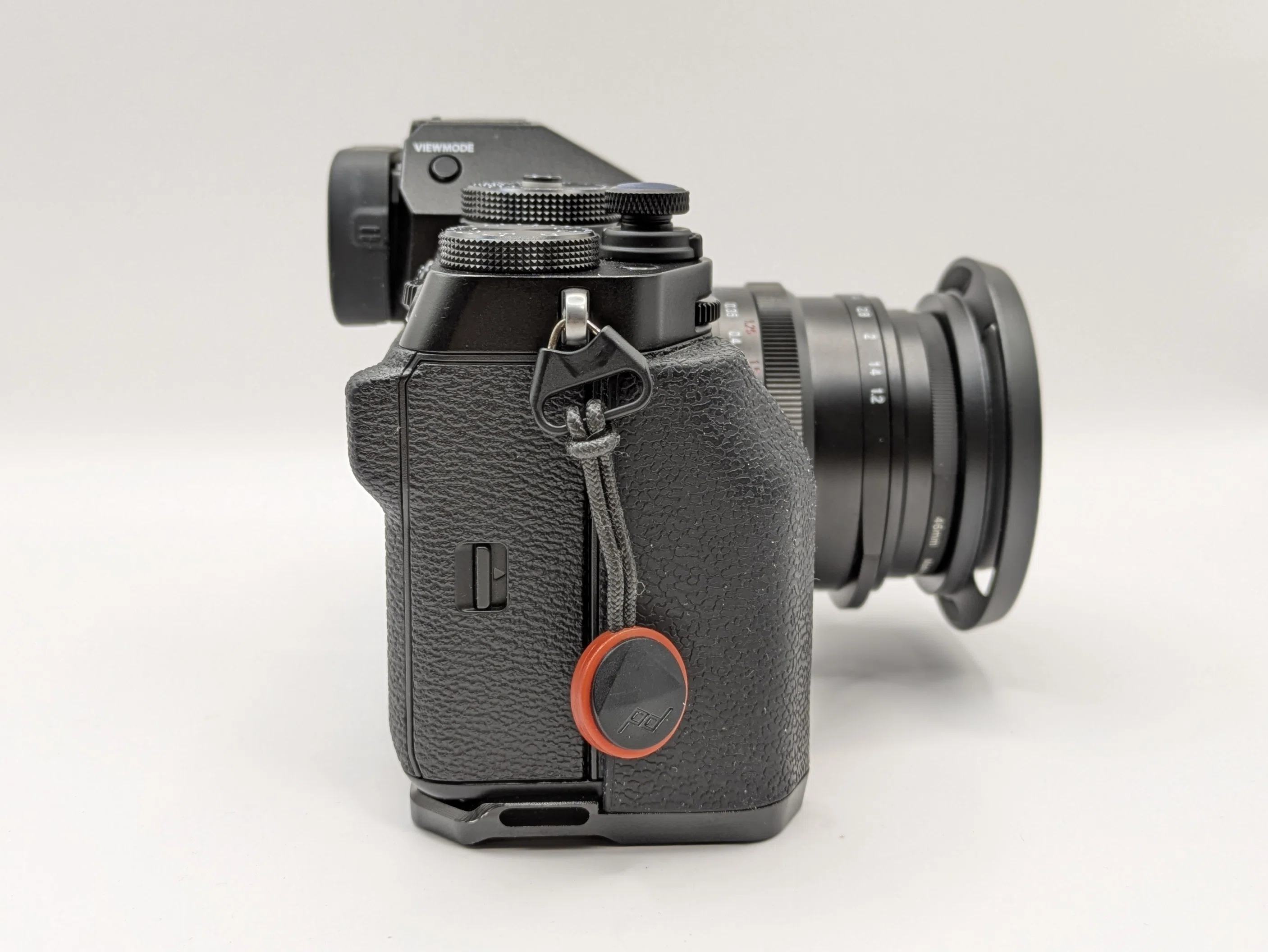 X-T5のグリップ力を向上させたい！ - SmallRig X-T5専用L型グリップ
