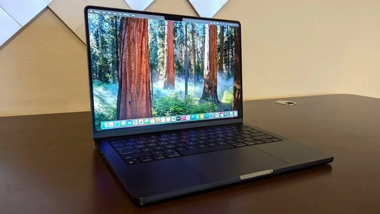 MacBook Pro 14インチ（M4搭載）レビュー！「買わない理由がない」爆速 