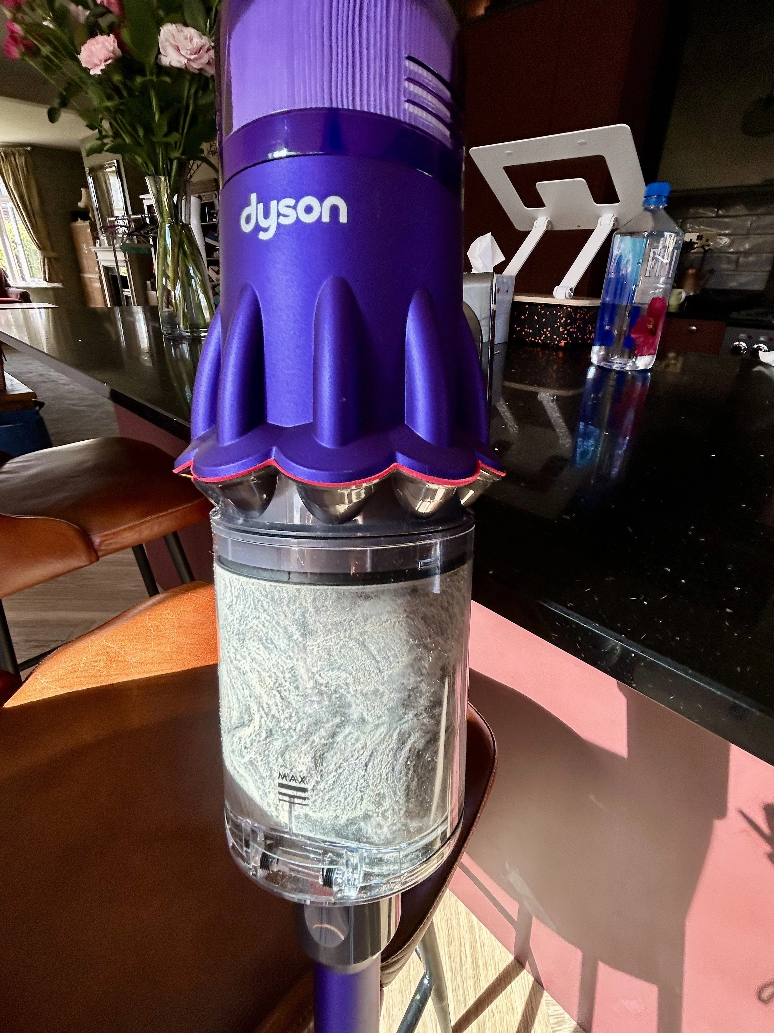 新しく買ったダイソンの掃除機（Dyson Digital Slim）が優秀すぎる