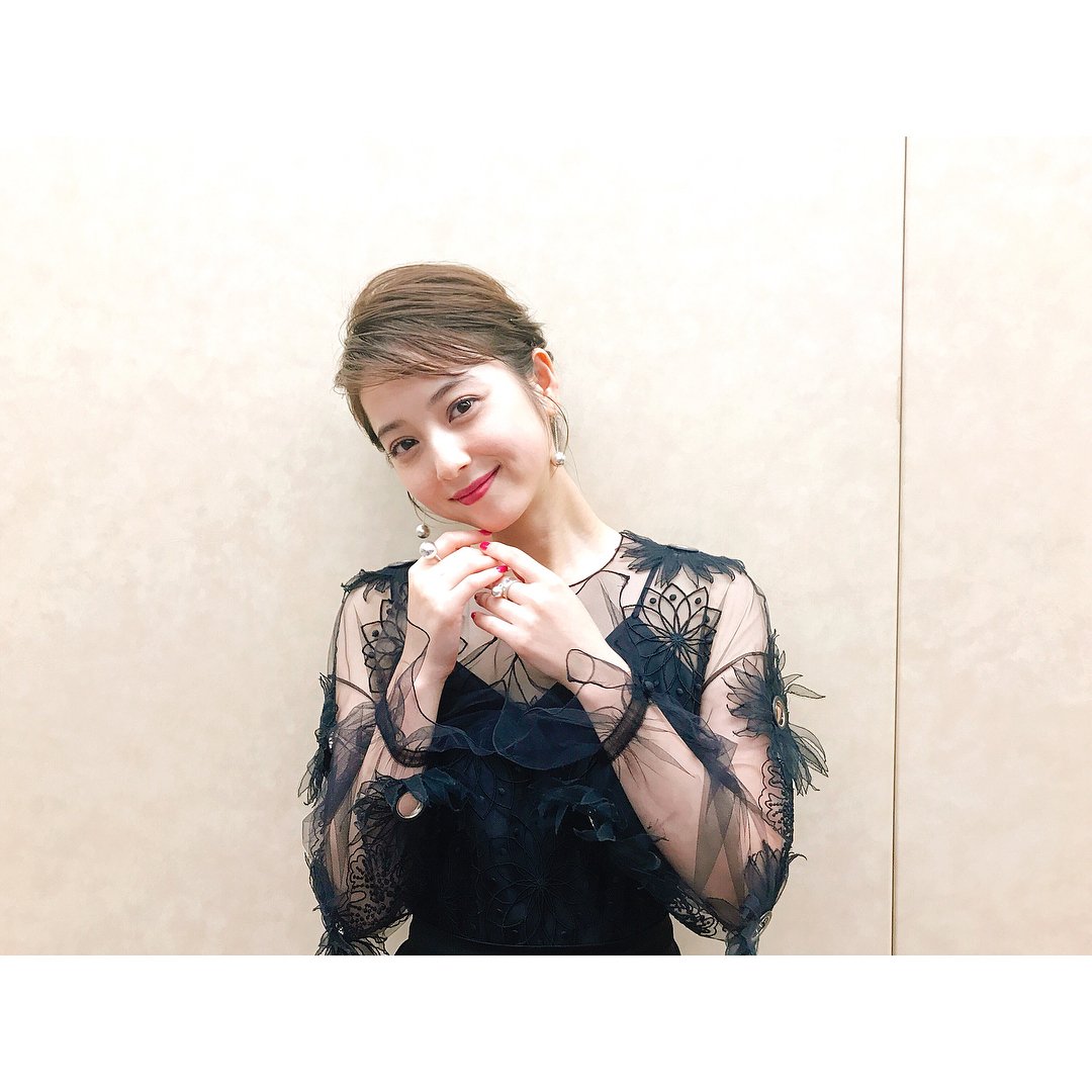 Tiffany & Co.ハードウェア ボールフックピアス(佐々木希さん着用)