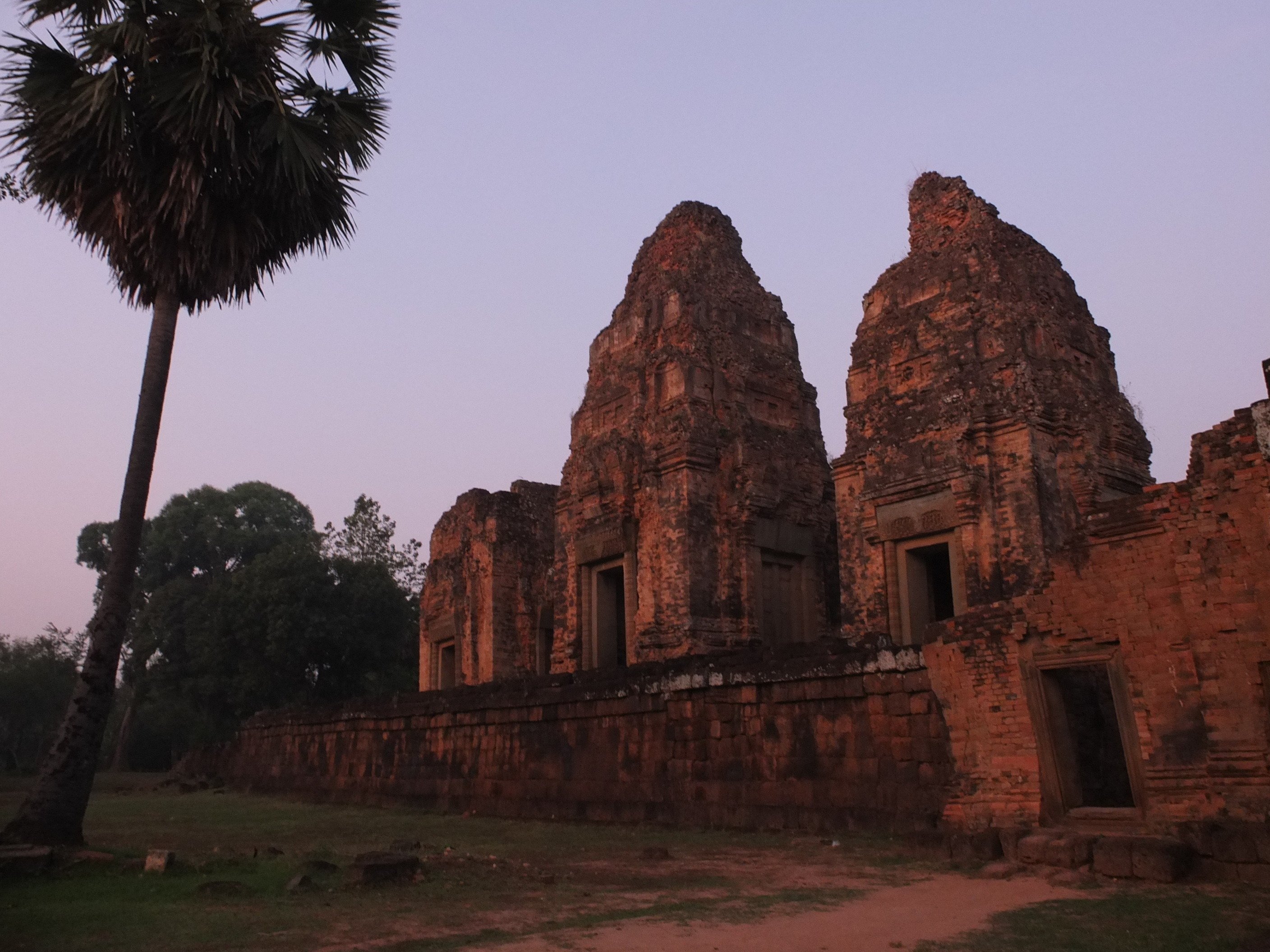 遺跡探訪112】 ジャヤヴァルマン7世の正妻・後妻像？(Preah Khan,12