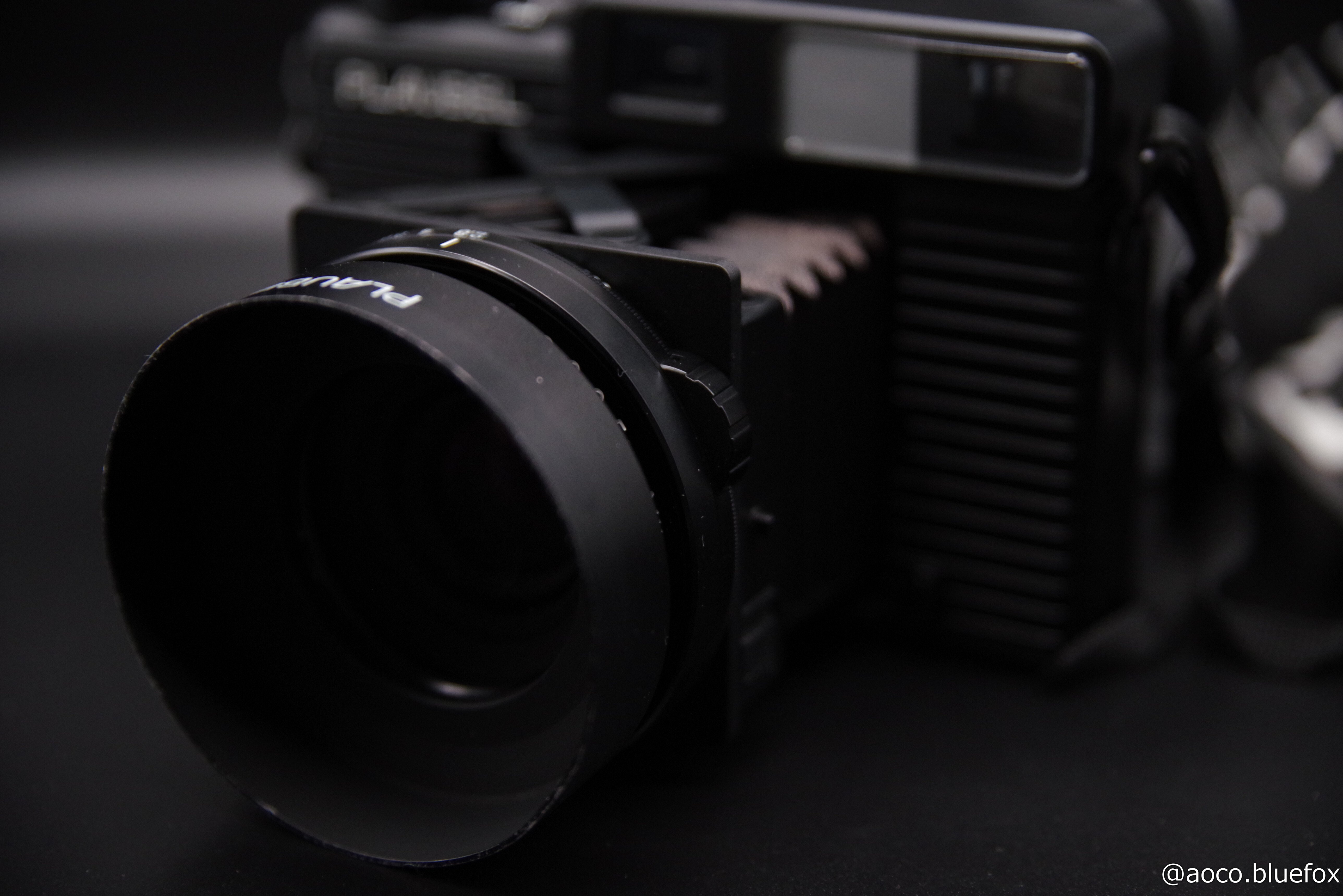 フィルムカメラに思いを馳せて その10: Makina 670 -74年目の