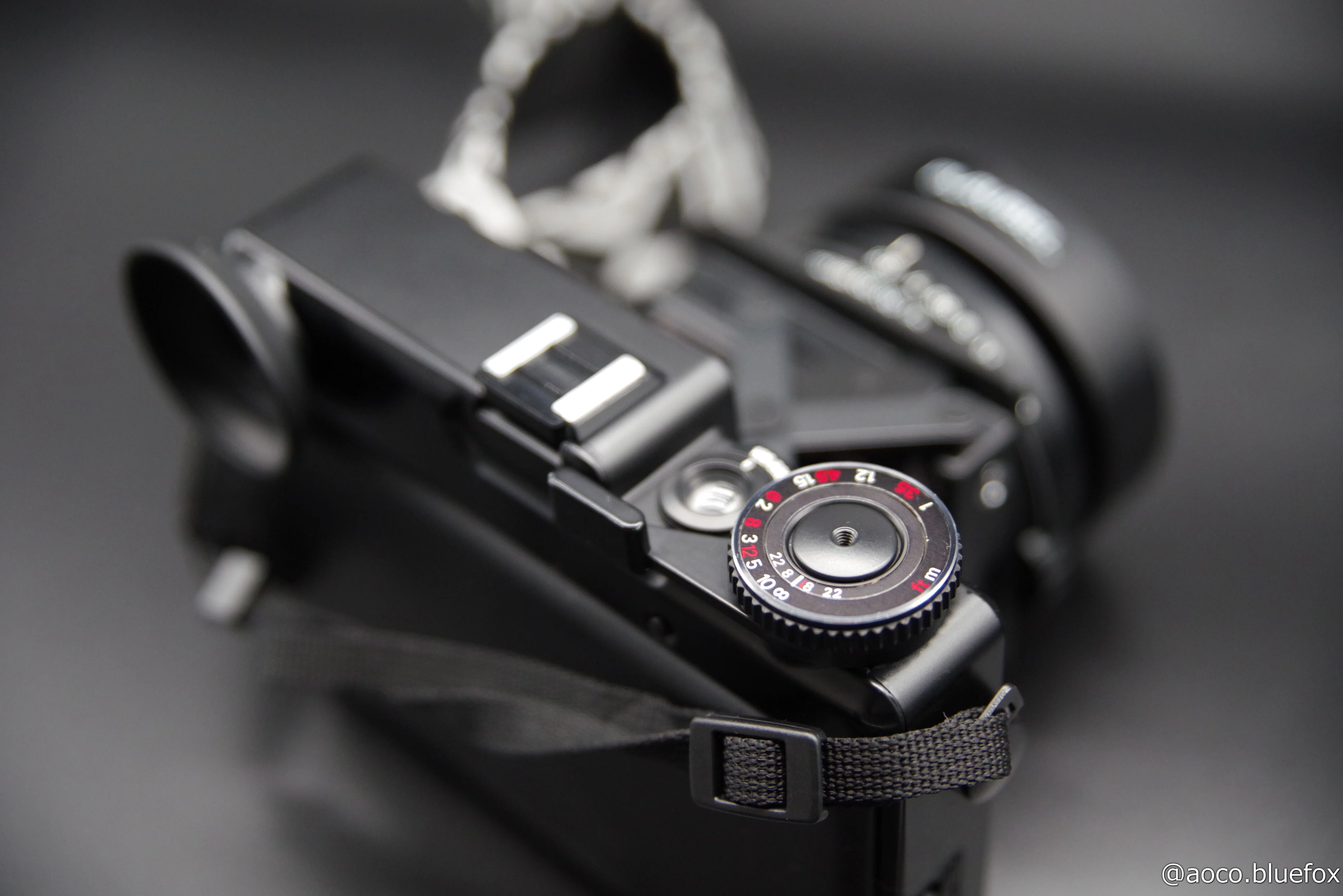 フィルムカメラに思いを馳せて その10: Makina 670 -74年目の邂逅-｜青狐