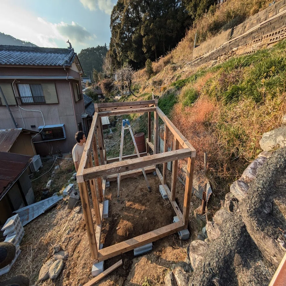 DIY】ニワトリ小屋をつくってみた｜合同会社 土佐べる【四国の民泊 一 