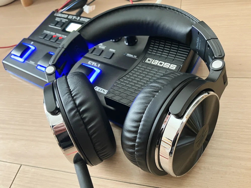 便利】BOSS GT-1のヘッドホンのつなぎ方を解説します！ ｜フルドラくん