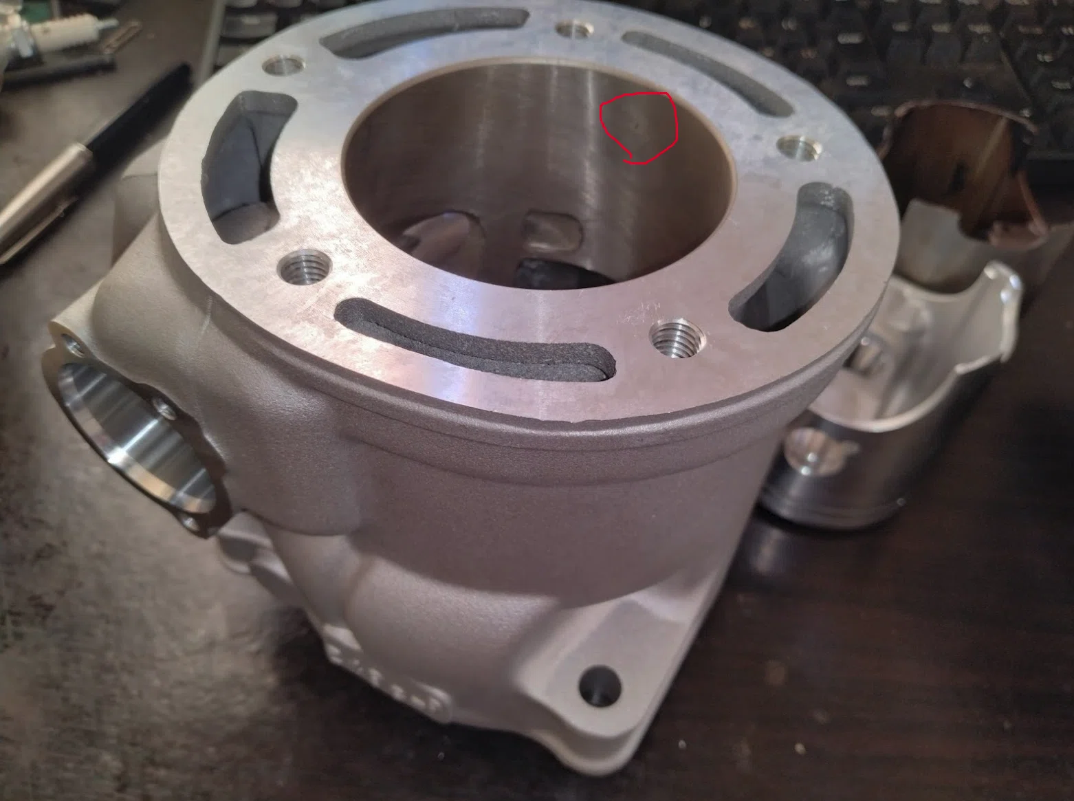 dt230 ランツァ　シリンダー　中華 ランツァに使える中華パーツ｜Wisteria