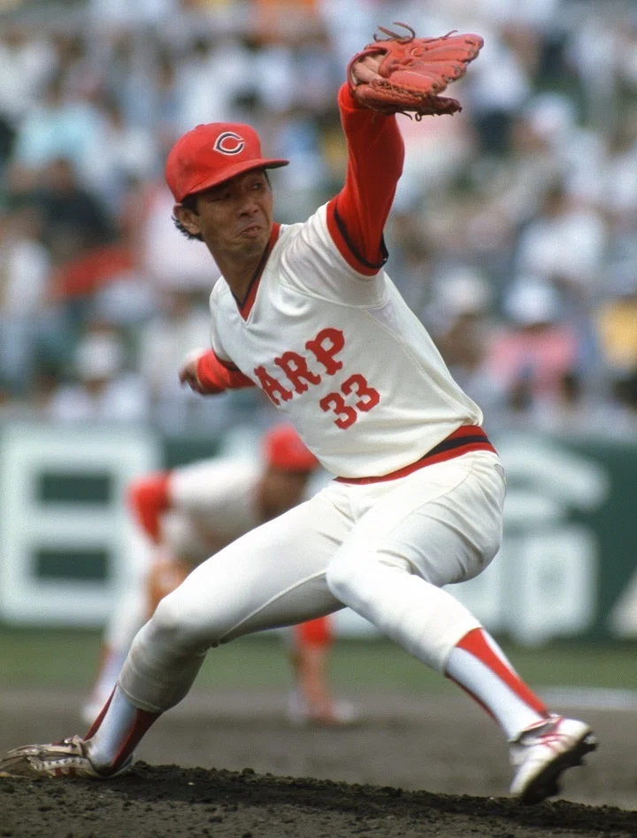 カルビー 1984年 593番 川端 順 広島東洋カープ プロ野球カード 地方版