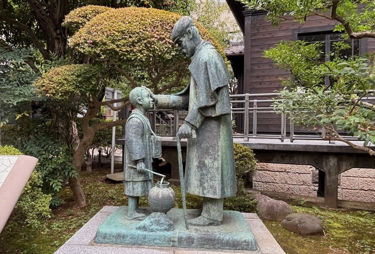 日露戦争を戦った名将乃木希典。乃木邸を訪ねる街歩き｜YuSAKAI