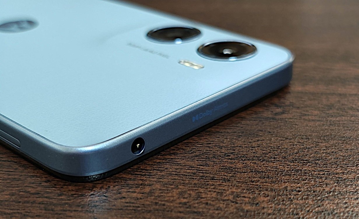 moto g05 レビュー！見た目は良いが、中身は先代とさほど変わらず