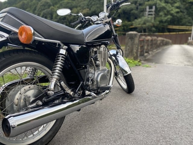 ヤマハ　SR400　1JR　低走行　美車　エンジン始動　