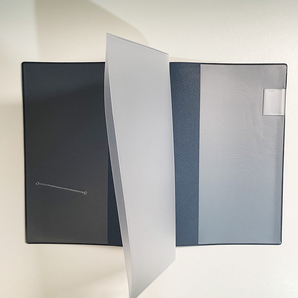 2冊のノートを1冊に結合できる【ラダイト コネクションノートカバー